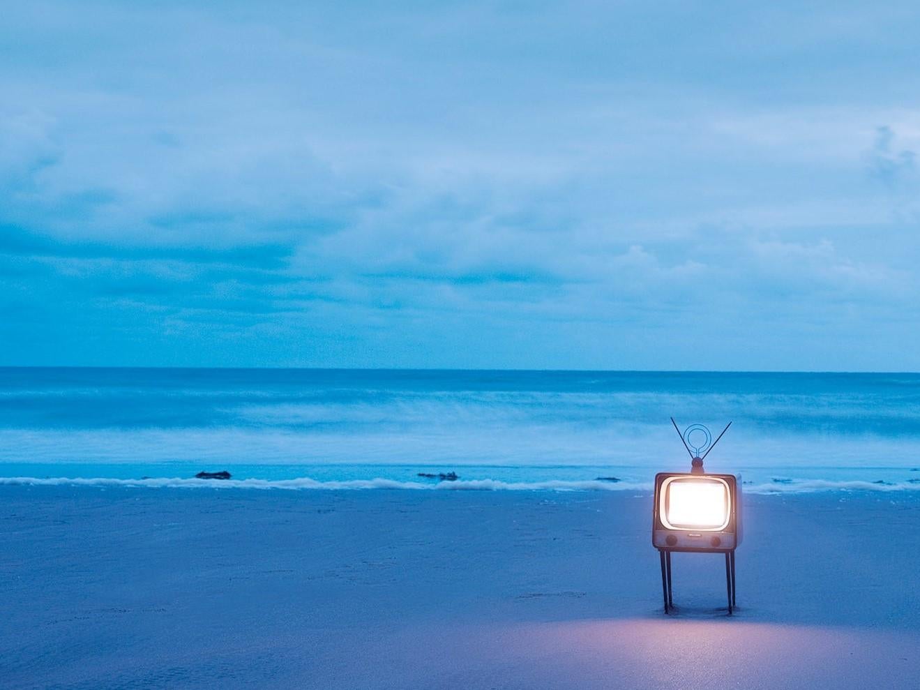 TV 2, Samuel Hicks - Contemporary Photography, Ocean, Sea, Horizon, Landscape For Sale 1