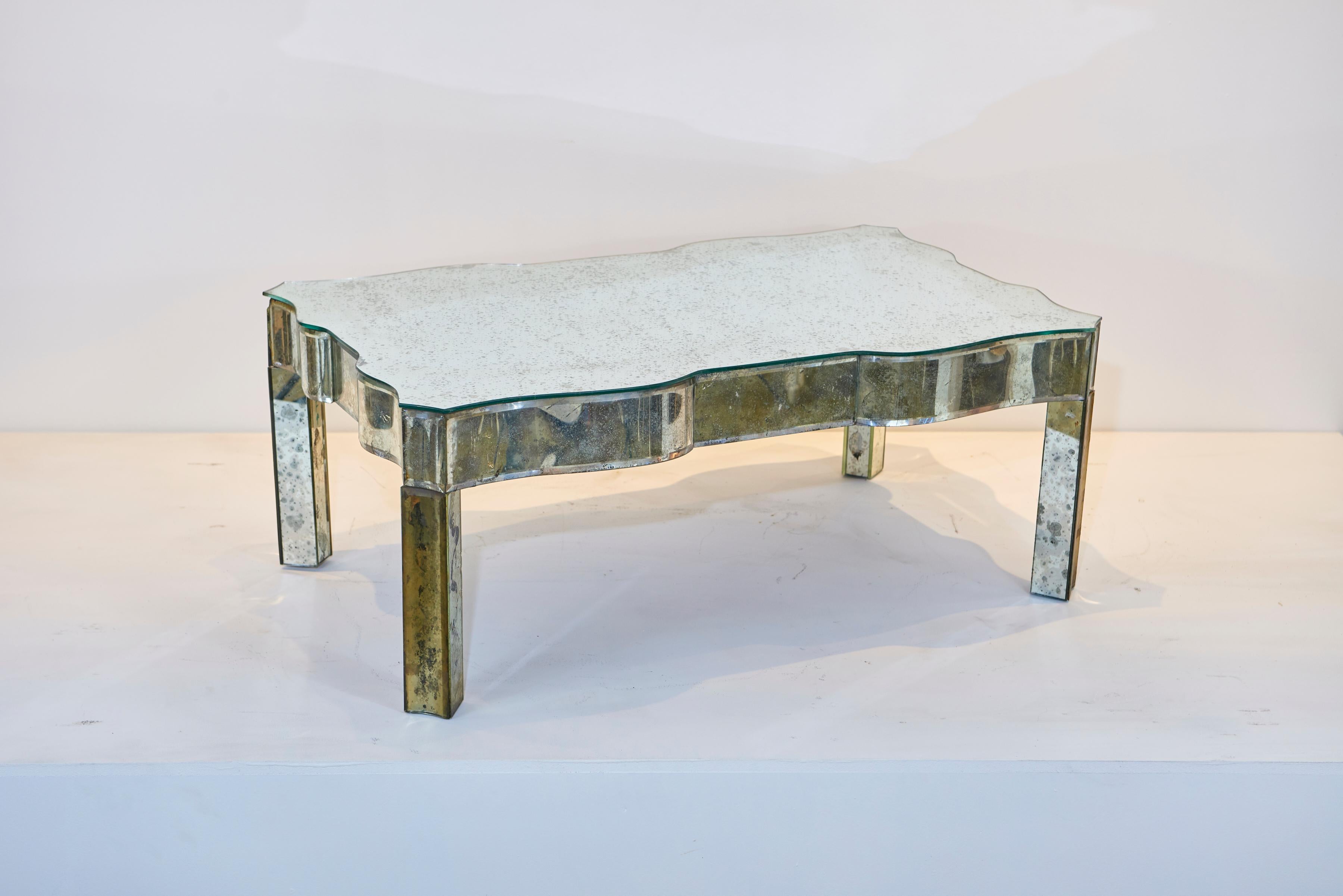 Samuel Marx Serpentine Mirrored Cocktail Table For Sale 1