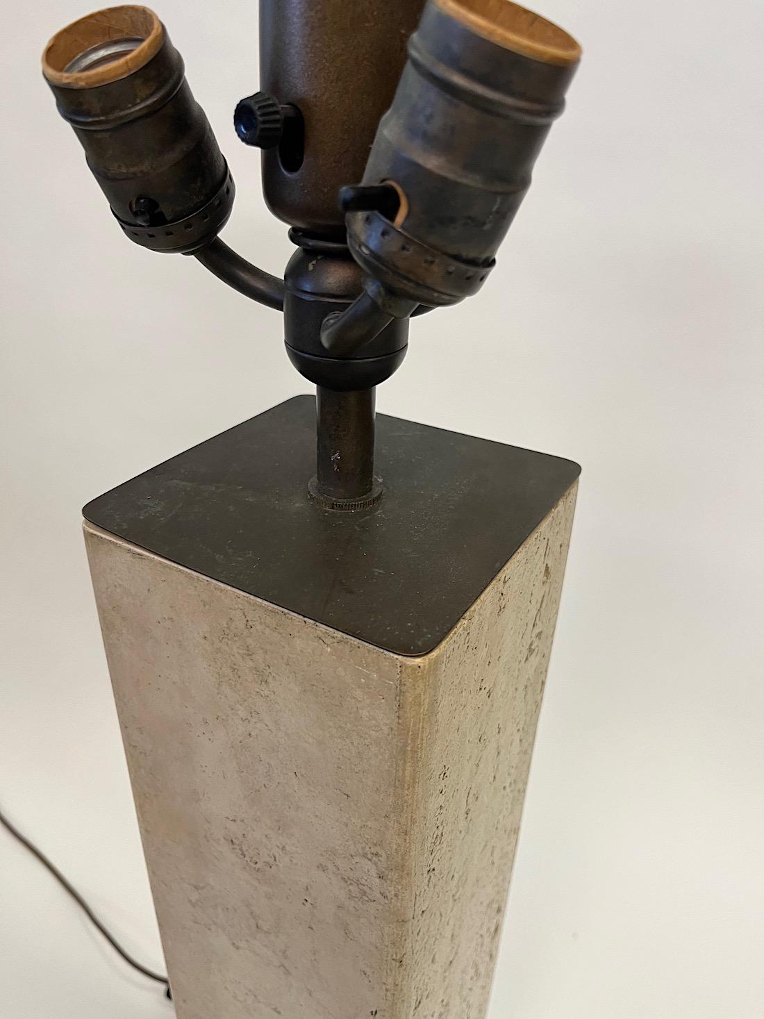 Samuel Marx Travertine Stone Table Lamp In Good Condition For Sale In West Palm Beach, FL