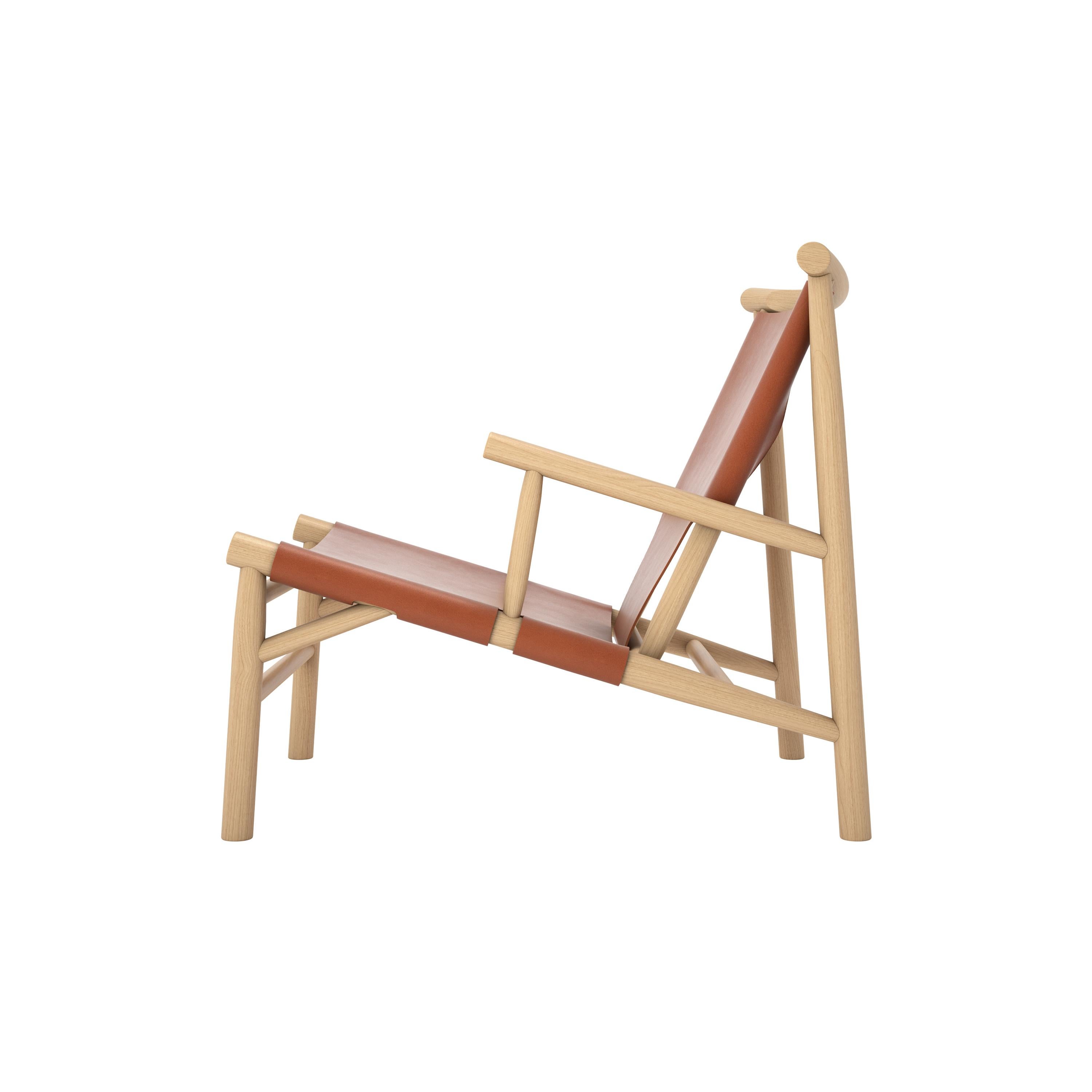 chair with straps