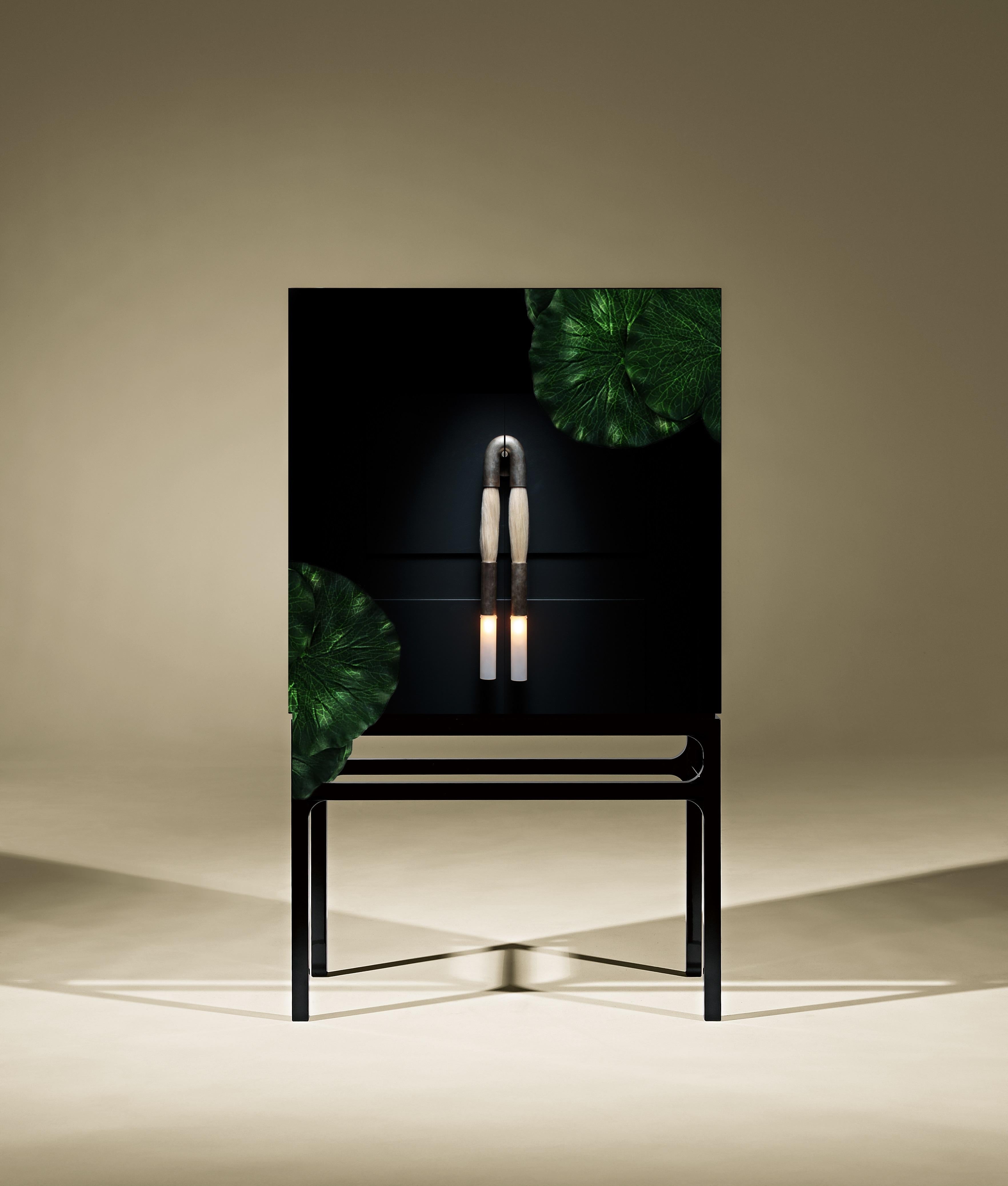 Samurai Contemporary Cabinet with Artistic Intervention by Axel Crieger For Sale 5