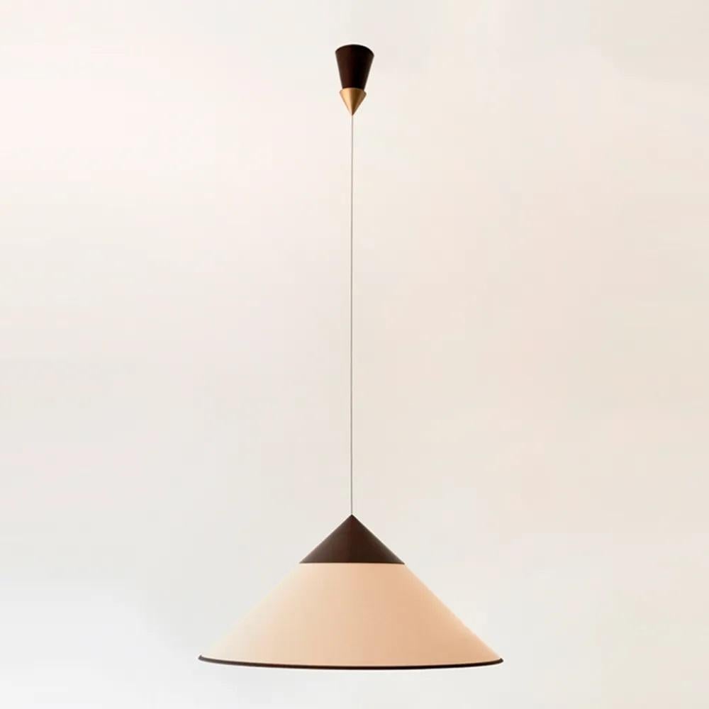 Samurai Direto Pendant Lamp by WJ Luminaires
Dimensions: Ø 28 x H 60 cm. 
Materials: Aluminum and fabric. 

Available in different aluminum color options. The cable length is 500 cm. Please contact us.

All our lamps can be wired according to each