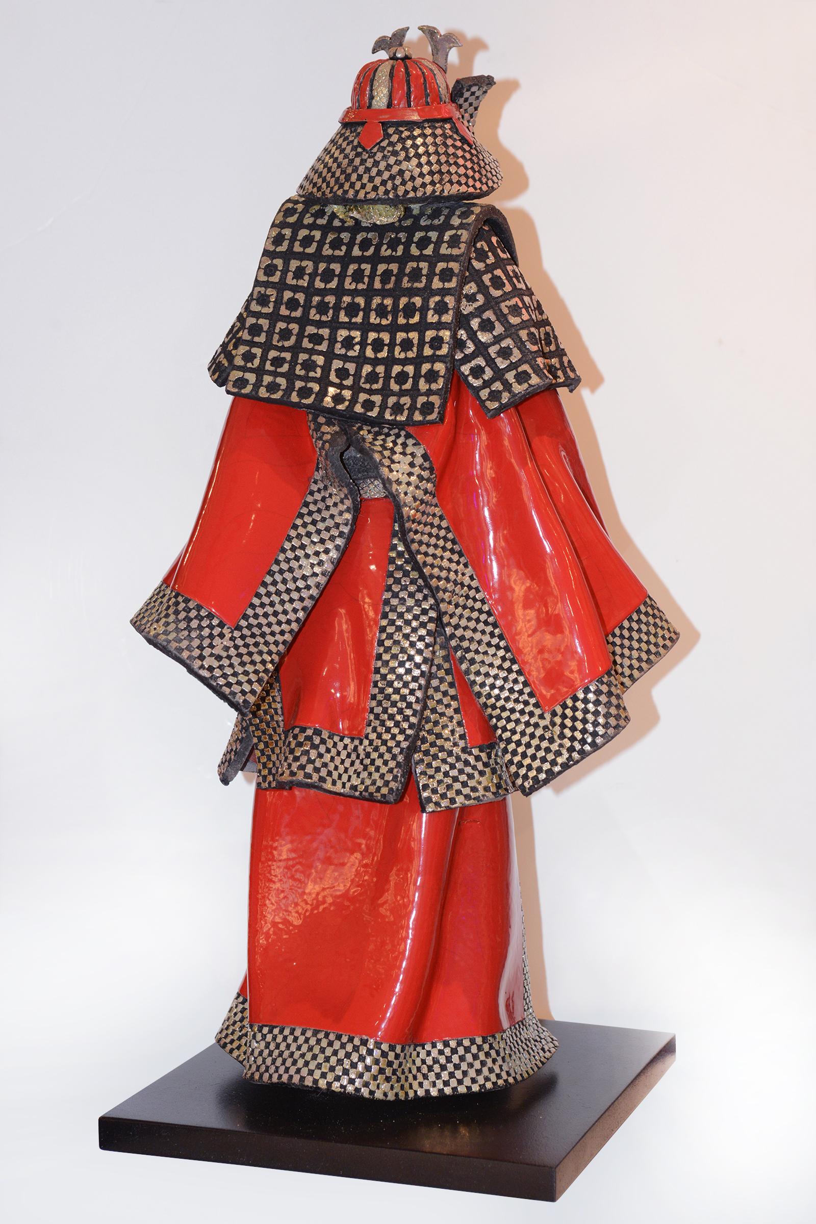 Sculpture de raku rouge et d'argent des Samurai Neuf - En vente à Paris, FR