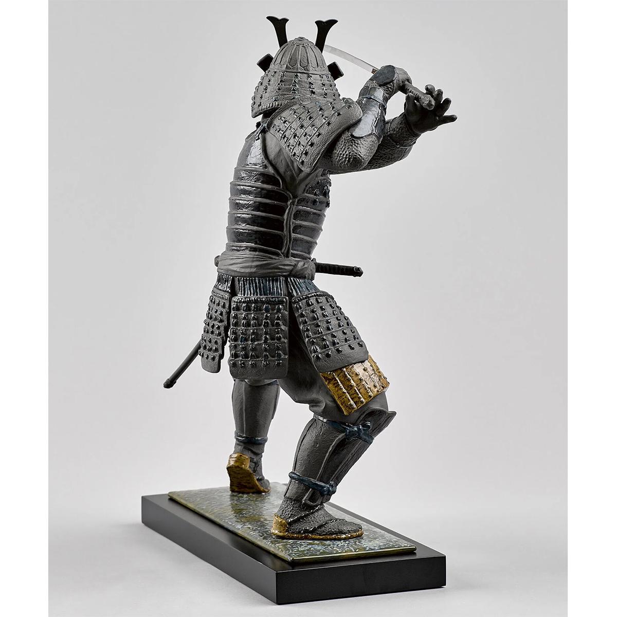 Hand-Crafted Samuraï Sculpture For Sale