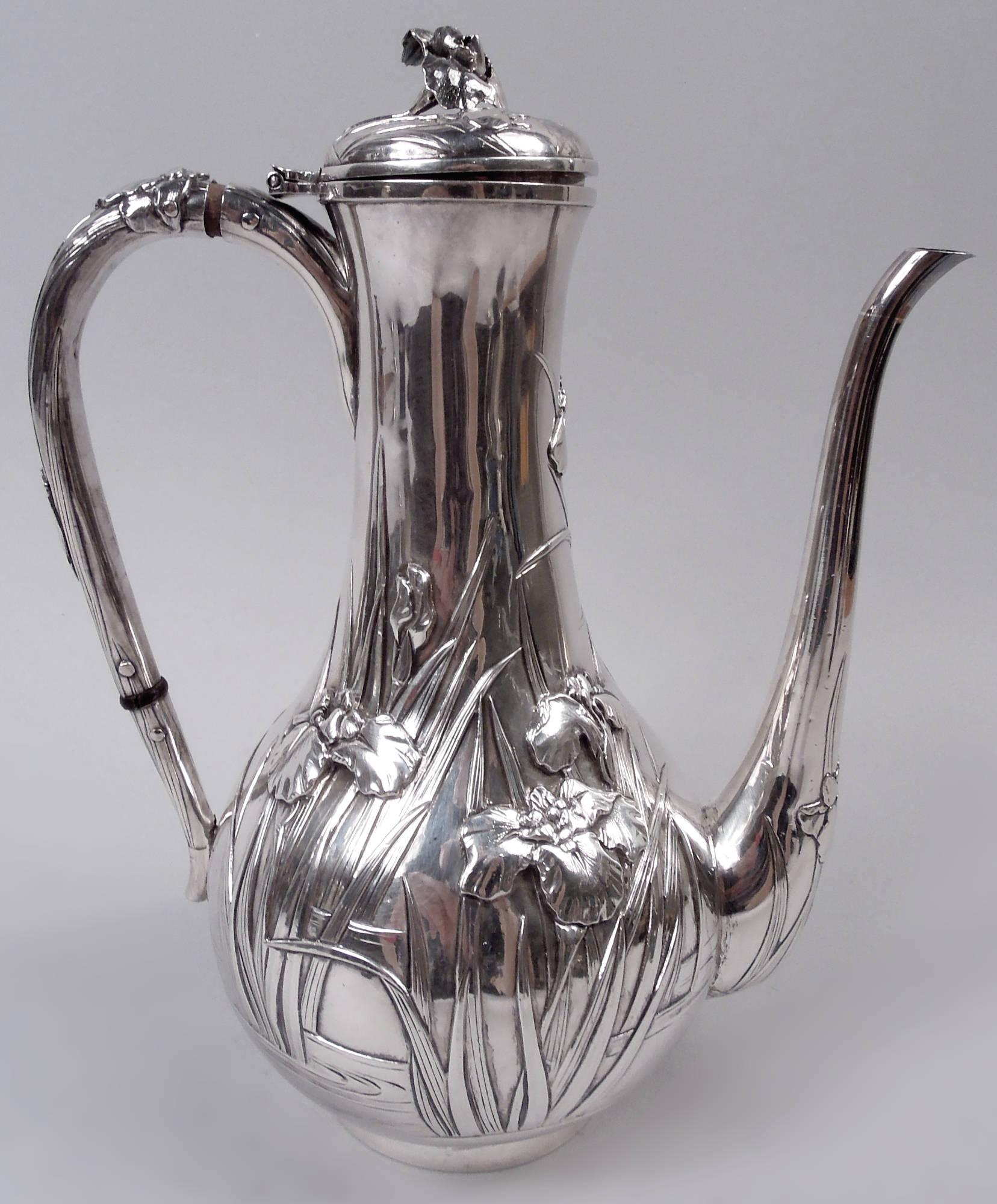 Samurai Shokai Japanisch Meiji Jugendstil Silber Iris Blume Kaffeekanne (Art nouveau) im Angebot