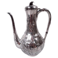 Cafetera japonesa Meiji Art Nouveau Samurai Shokai Flor de lirio de plata