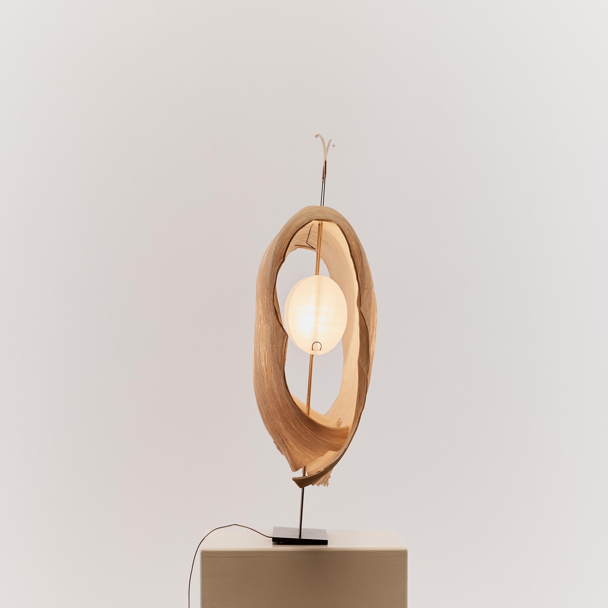 Wire Samurai table lamp by Ingo Maurer and Dagmar Mombach rice paper and wire For Sale