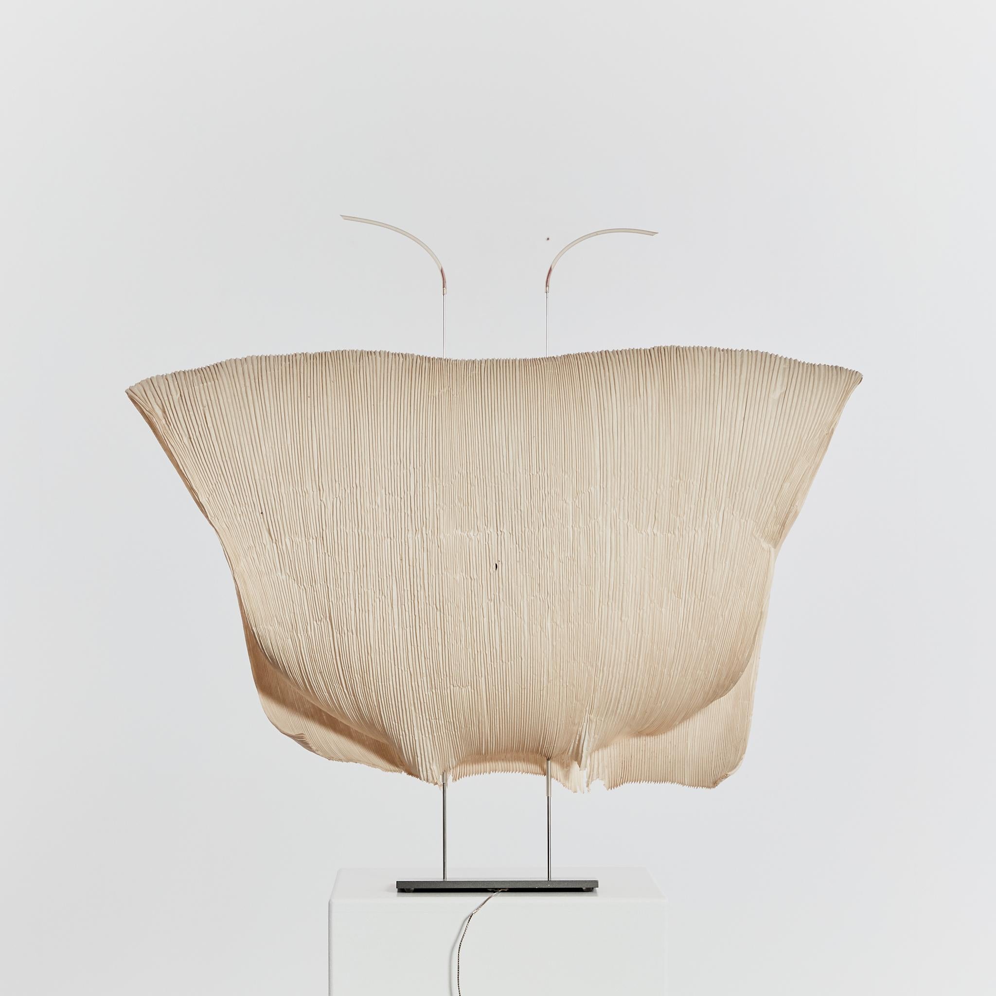 Samurai table lamp by Ingo Maurer and Dagmar Mombach rice paper and wire For Sale 3