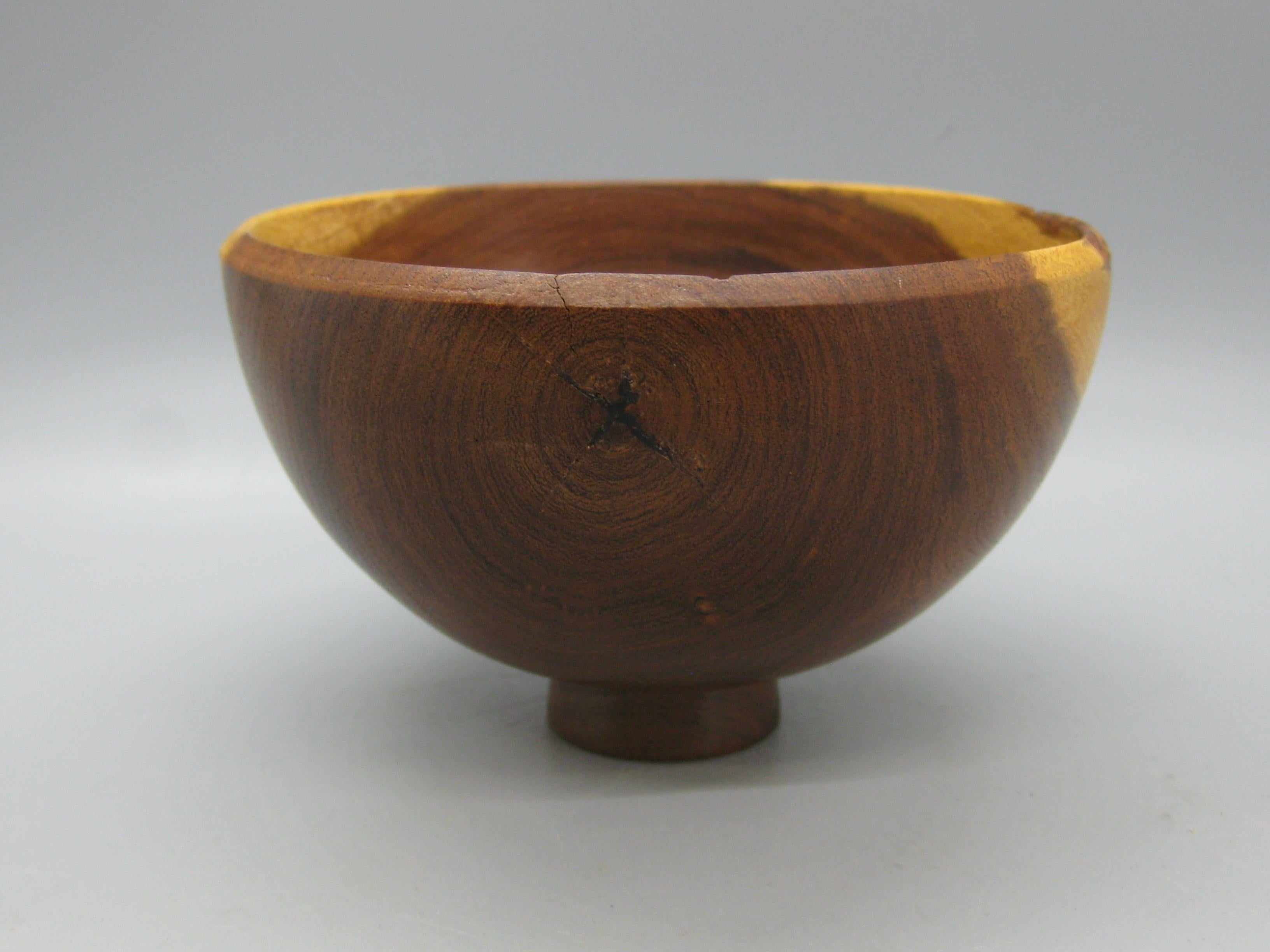 San Diego California Design Hand Turned Mesquite Wood Art Bowl by Sally Ault For Sale 2