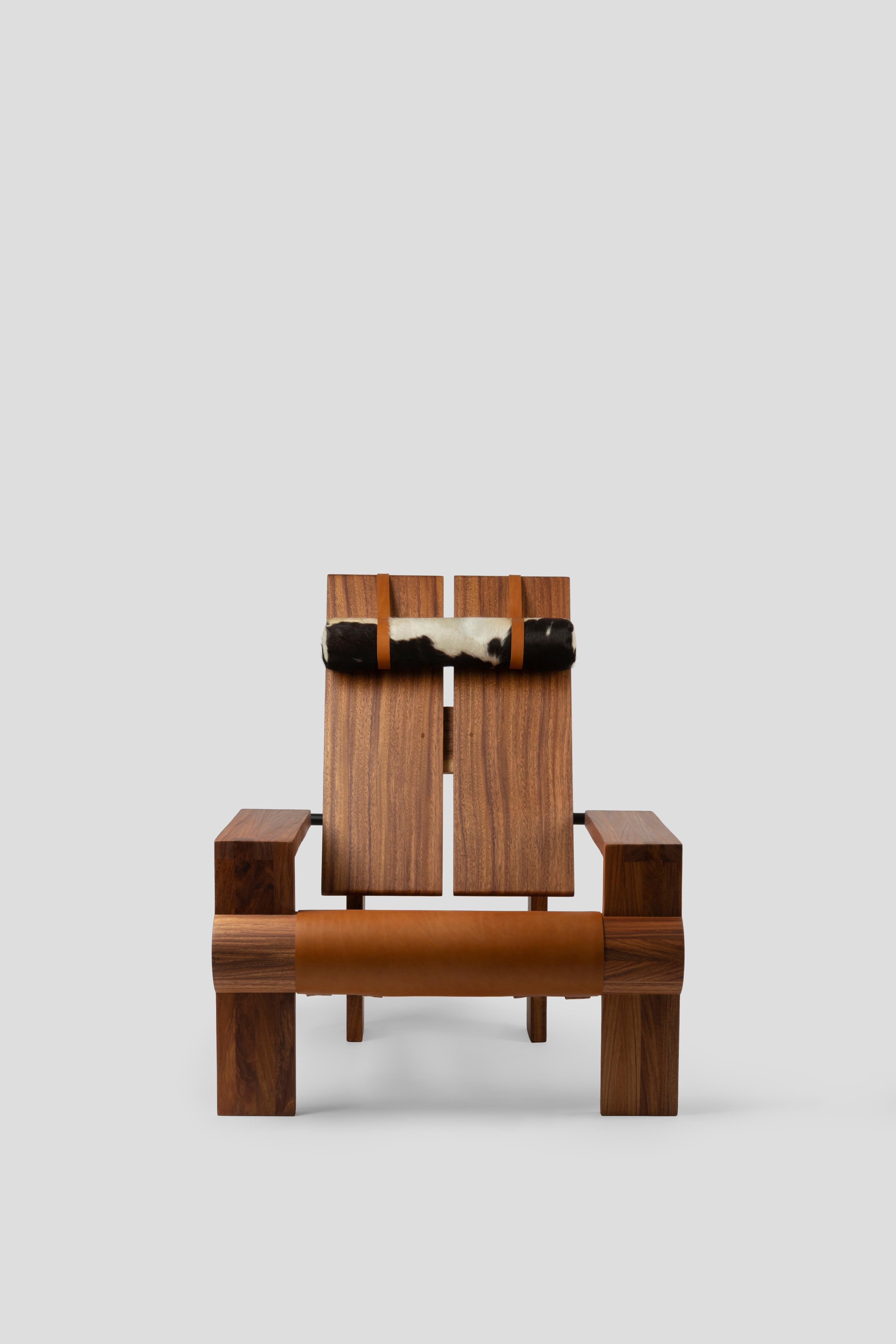 Mexican Customizable Lounge Armchair San Francisco, Solid wood, Metal and leather. For Sale