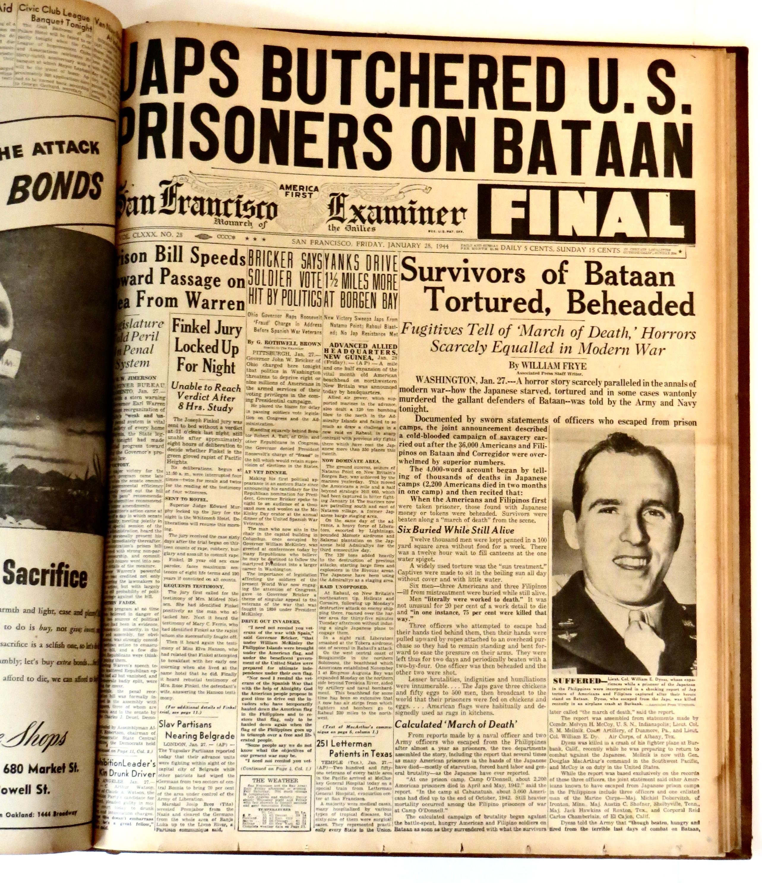 Newspapers of San Francisco Examiner for janvier 1944 dans un livre relié rigide (complété) en vente 12