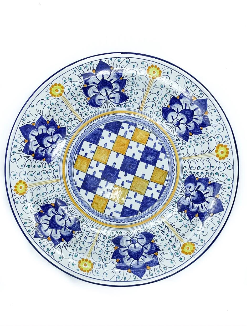 San Gimignano Italian Ceramic Plate from the 1970s In Good Condition For Sale In Milano, MI