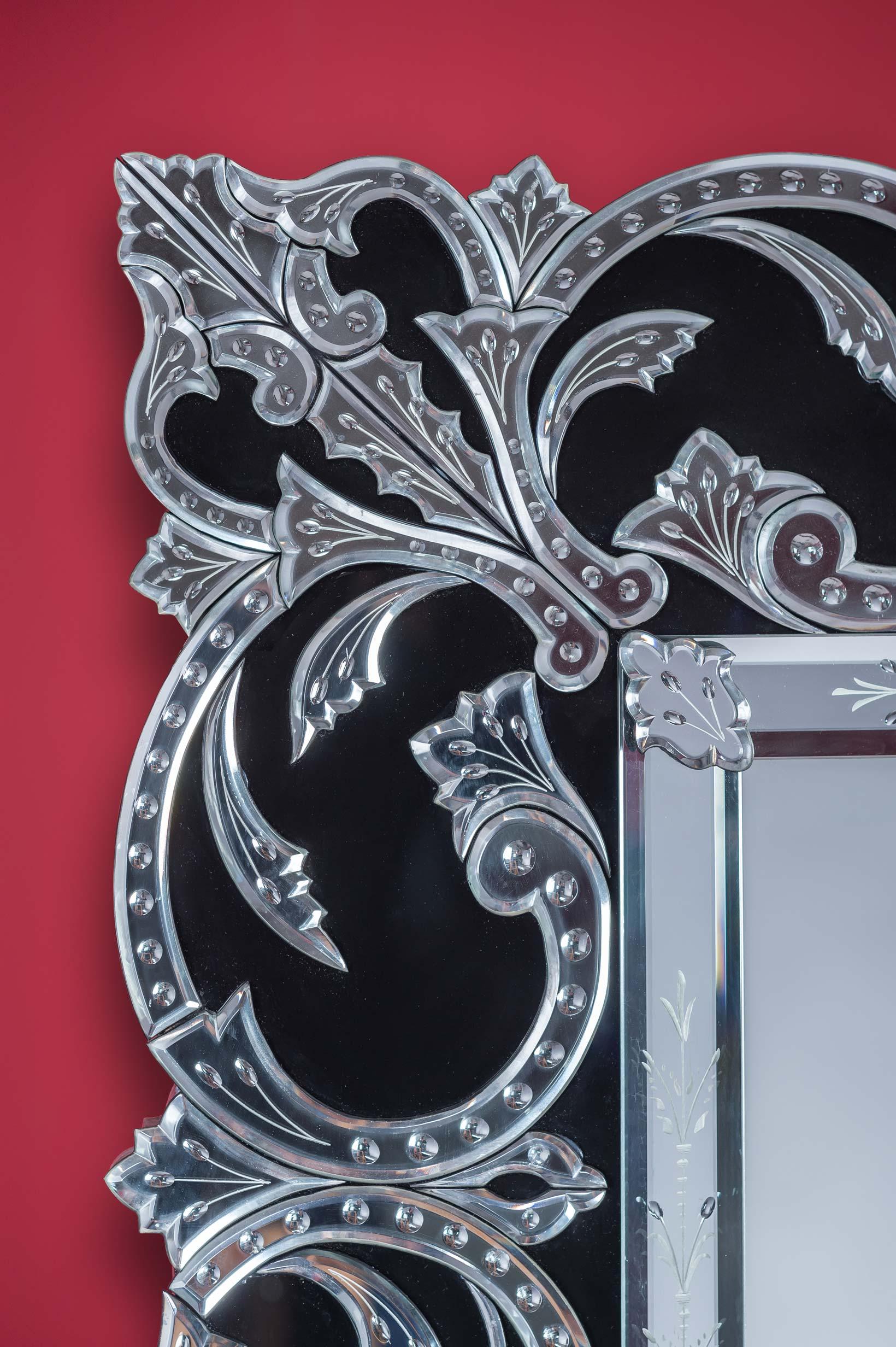 italien Miroir en verre de Murano « San Trovaso », style français 800 par Fratelli Tosi, fabrication artisanale en vente