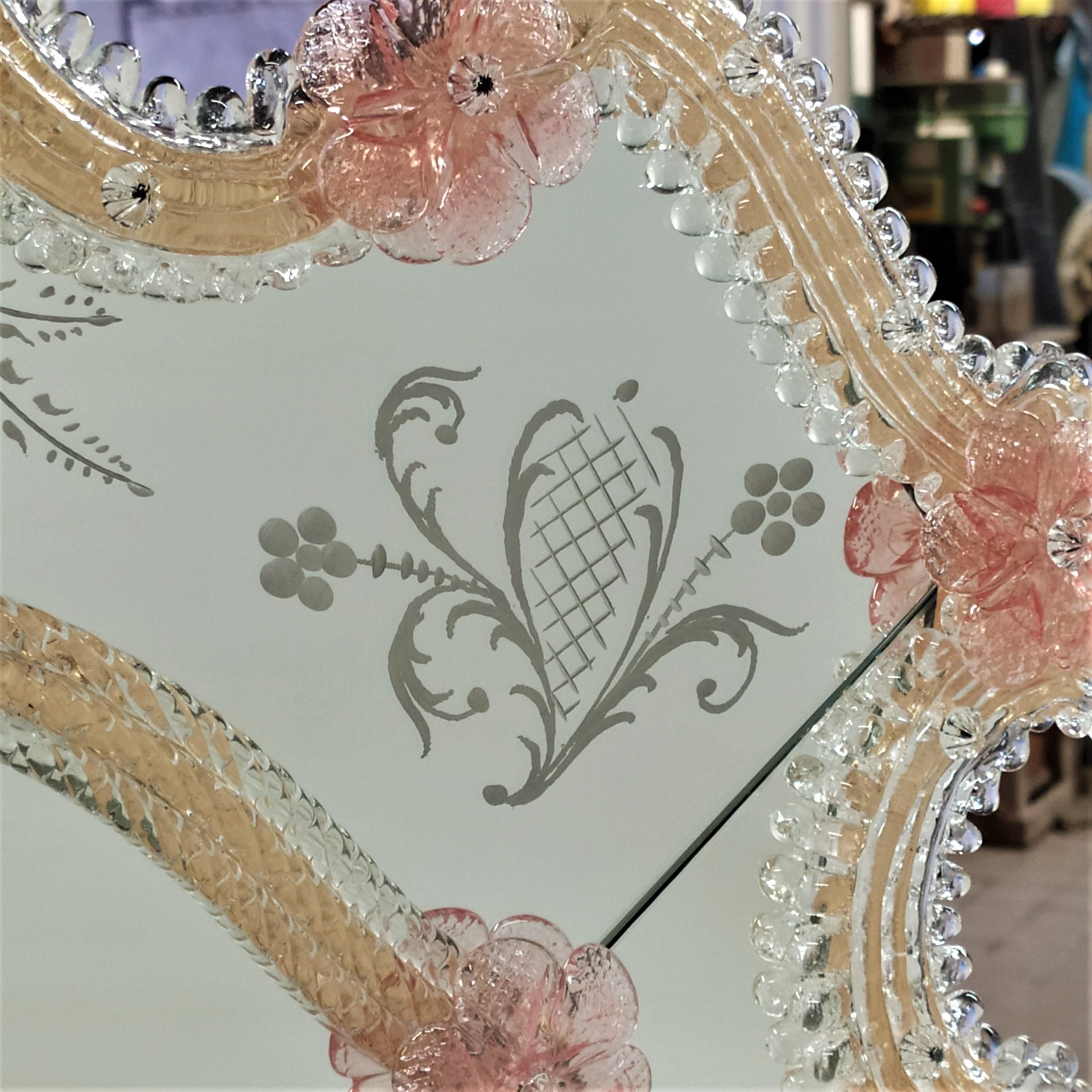 Muranoglas-Spiegel „San Giorgio“ im venezianischen Stil von Fratelli Tosi (Sonstiges) im Angebot