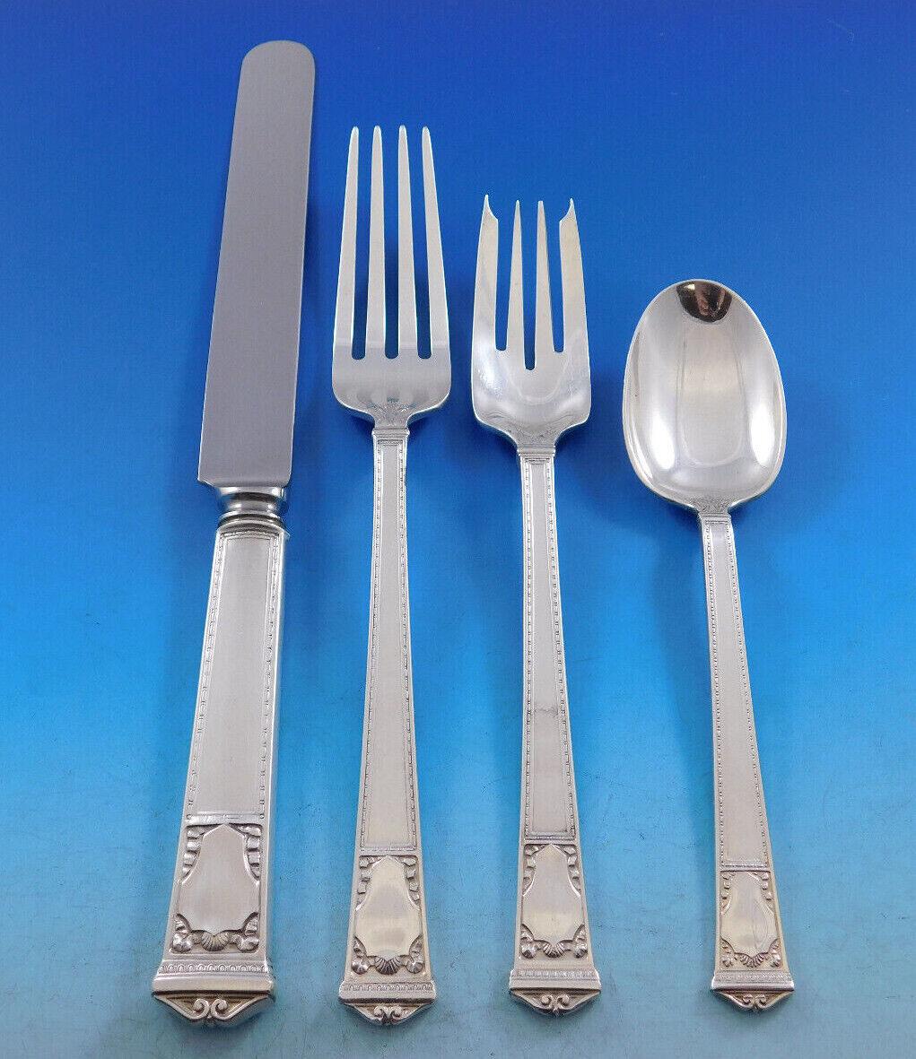 San Lorenzo by Tiffany and Co Sterling Silver Flatware Service Set 222 pieces In Excellent Condition For Sale In Big Bend, WI