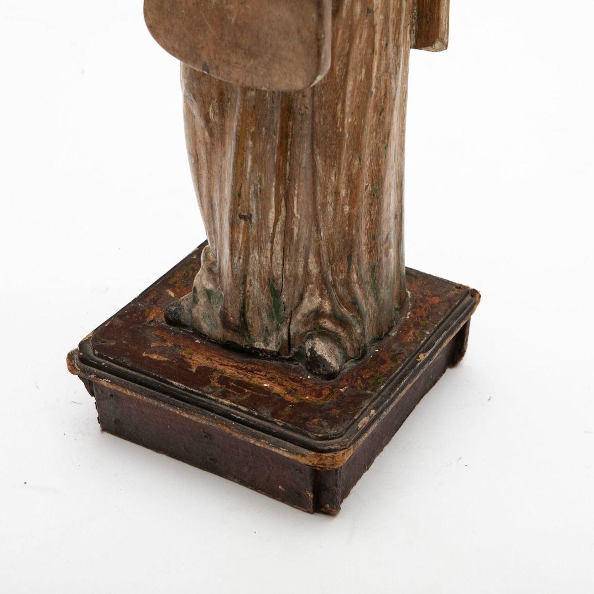San Lorenzo : figure sculptée en bois, vers 1800 en vente 3