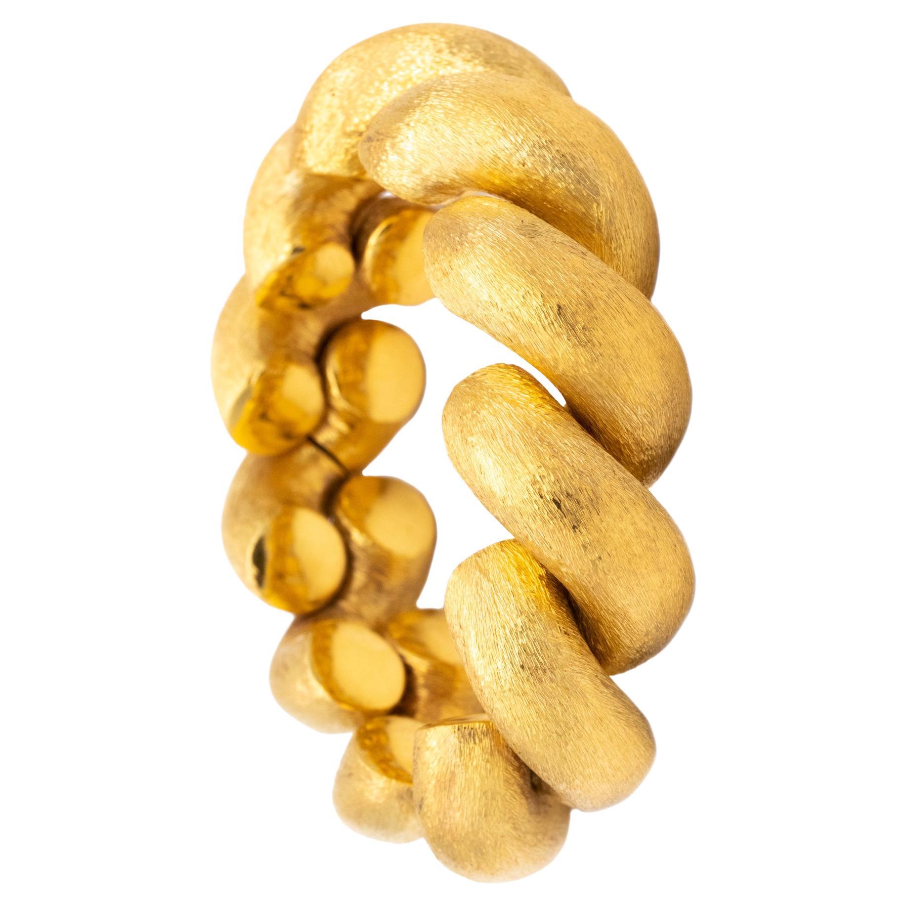 San Marcos 1960 Mid Century Huge Links Bracelet in Textured 18Kt Yellow Gold
