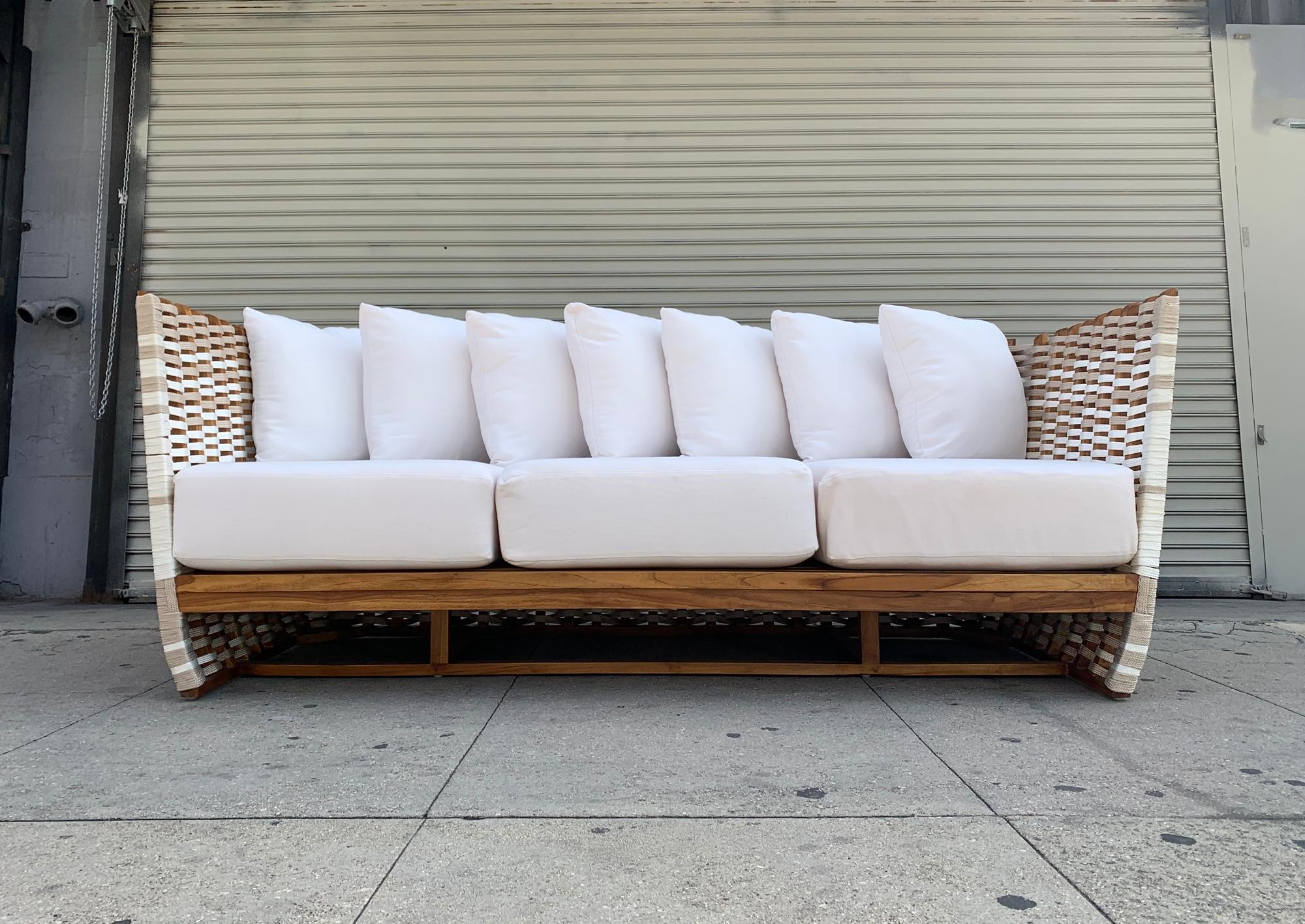 San Martin Outdoor Sofa In Good Condition In Los Angeles, CA