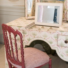 San Samuele Onyx White Floral Vanity with Mirror