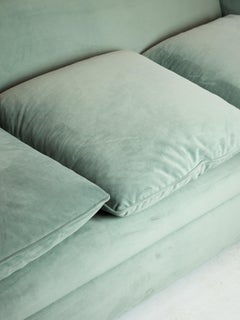Sofá de 3 plazas San Siro de Luigi Caccia Dominioni en terciopelo verde agua
