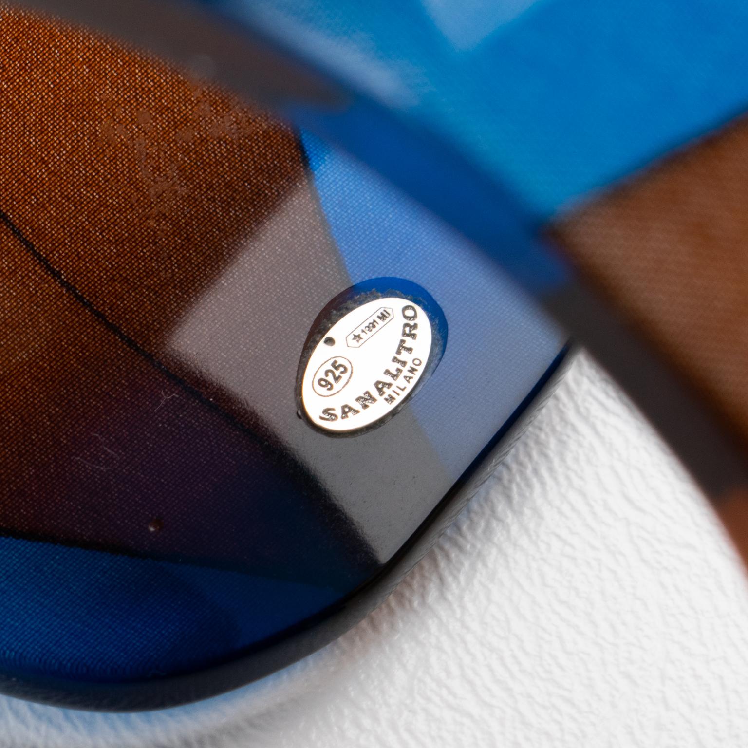 Sanalitro Milano - Bracelet manchette en résine acrylique avec écharpe en soie géométrique en vente 5