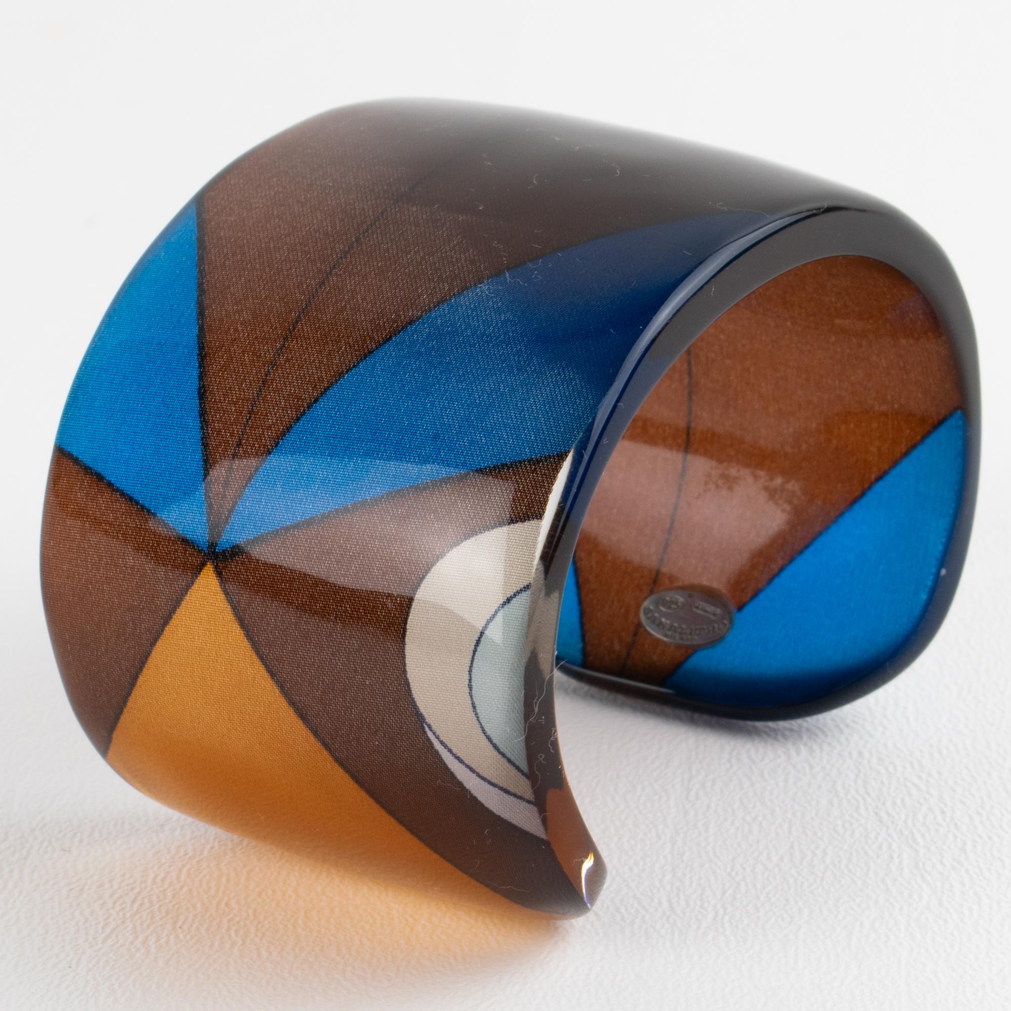 Sanalitro Milano - Bracelet manchette en résine acrylique avec écharpe en soie géométrique en vente 2