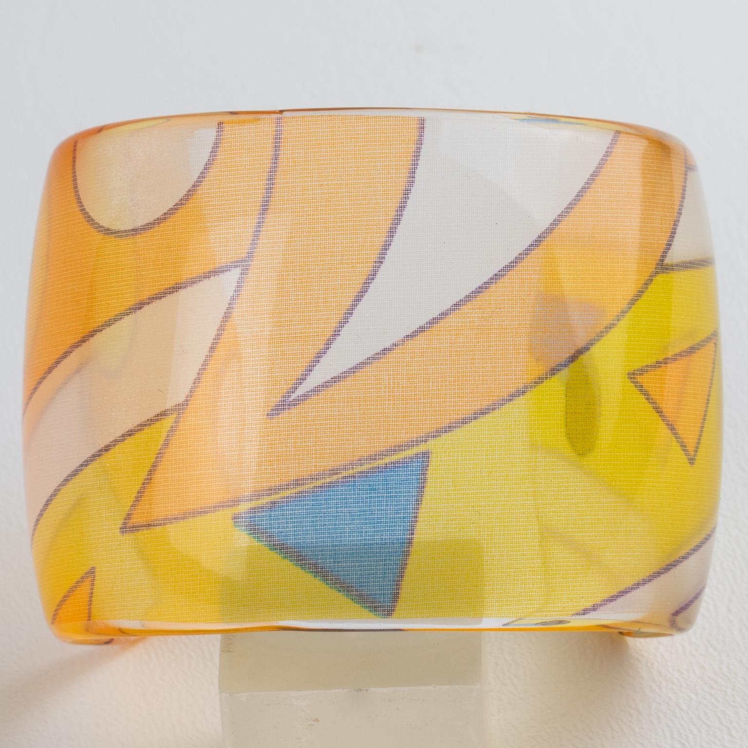 Bracciale Bangle in resina acrilica Sanalitro Milano con sciarpa di seta pastello in vendita 4