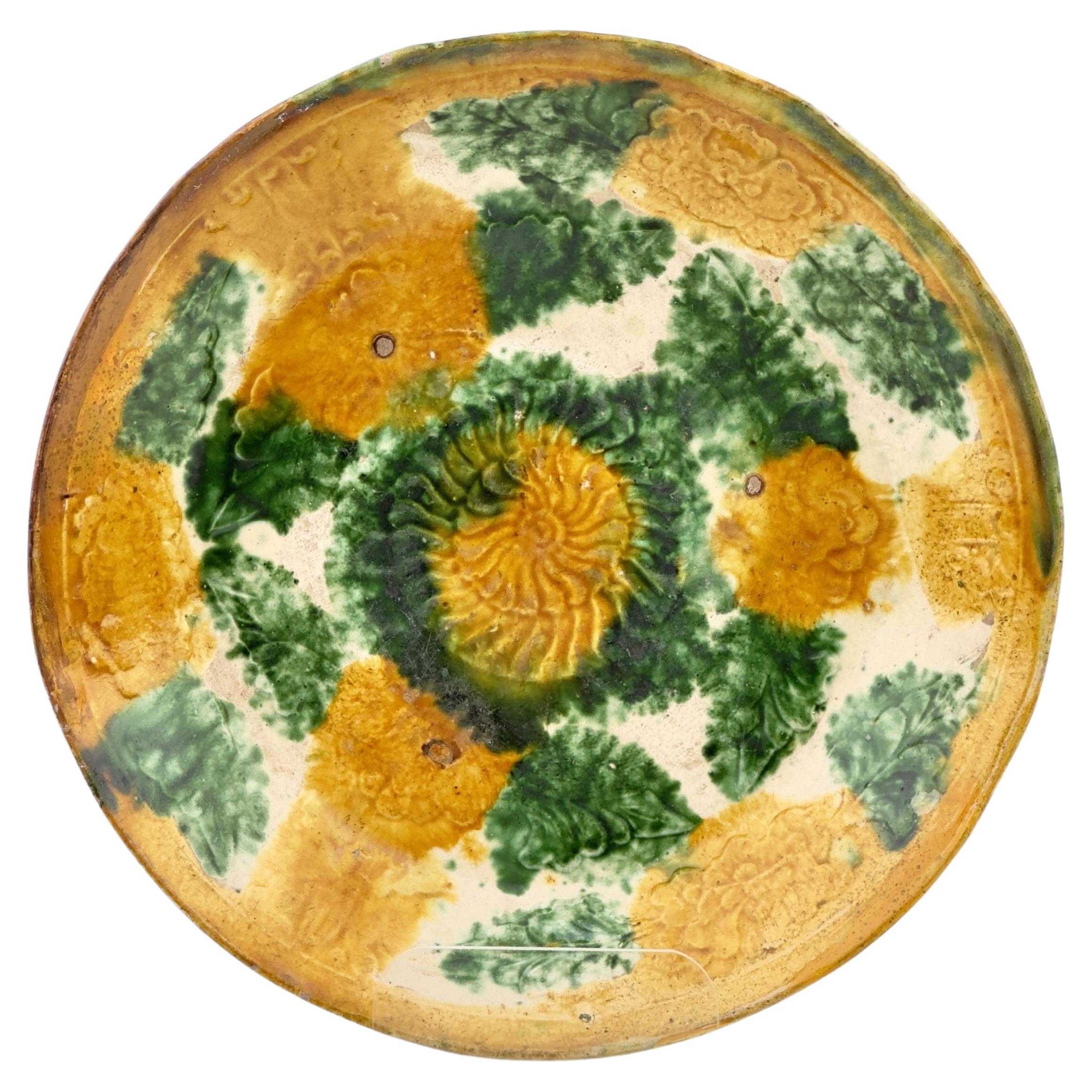 Plato "floral" vidriado Sancai, dinastía Liao(916~1125) en venta