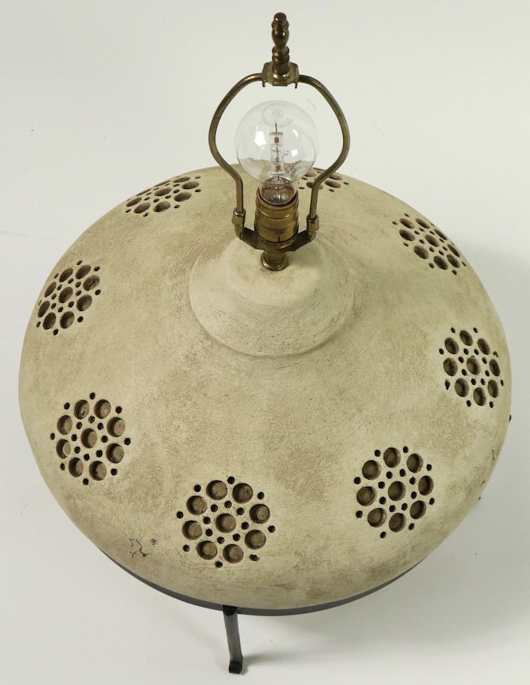 Sand Color Ceramic Table Lamp in Wrought Iron Stand In Good Condition For Sale In New York, NY