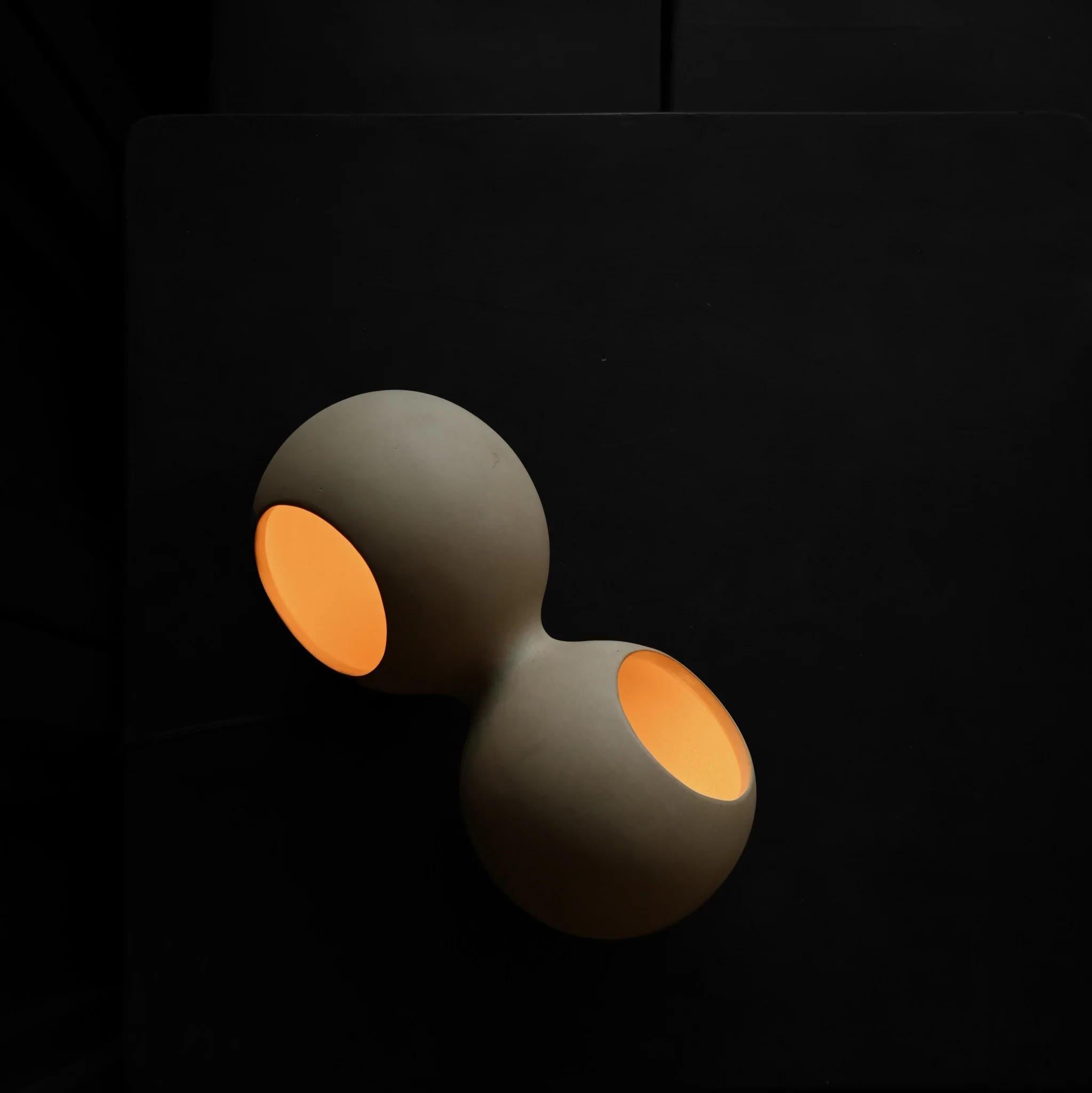Sand-Coloured Ceramic Wall Lamp, Contemporary work. For Sale 2
