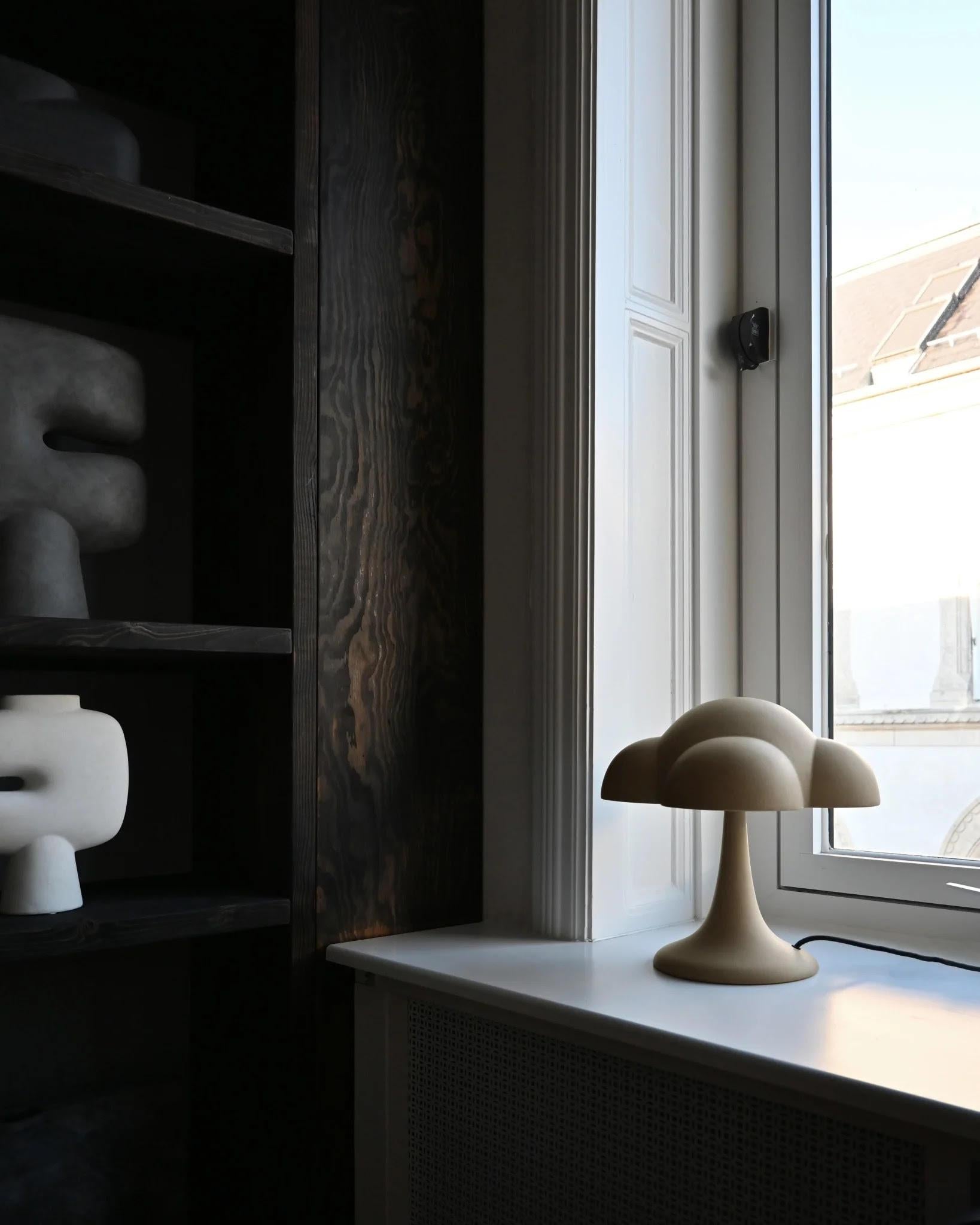 Sand-Coloured Table Lamp, Ceramic, Contemporary Work. For Sale 6