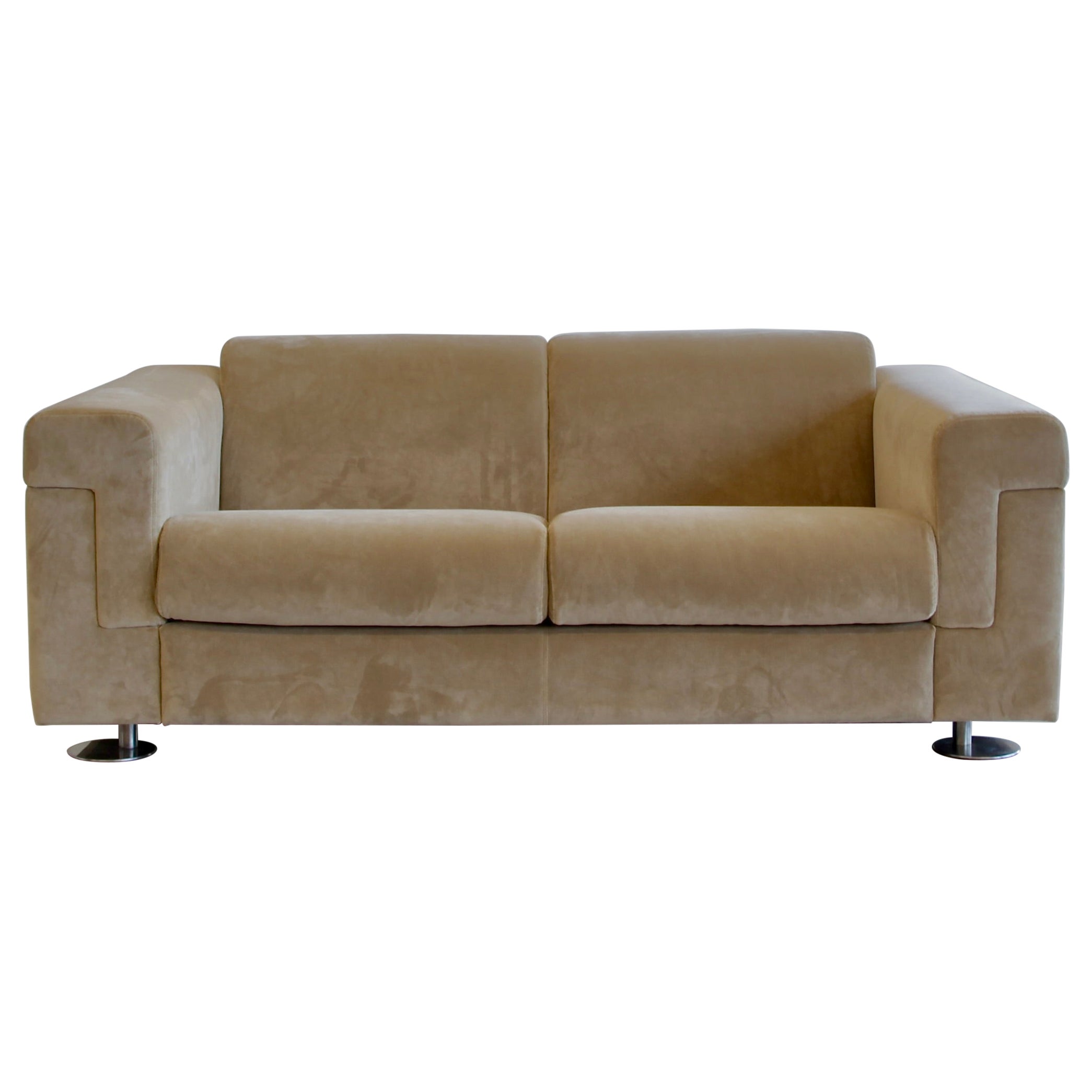 Sand Coloured Two-Seat Sofa D120 by Valeria BORSANI and Alfredo BONETTI, TECNO 1 For Sale