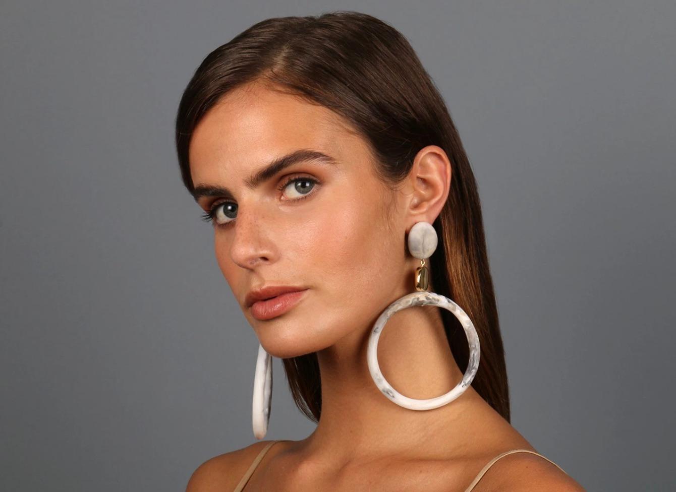 Contemporary Sand Hoop Drop Resin Earrings in Sandy Pearl For Sale