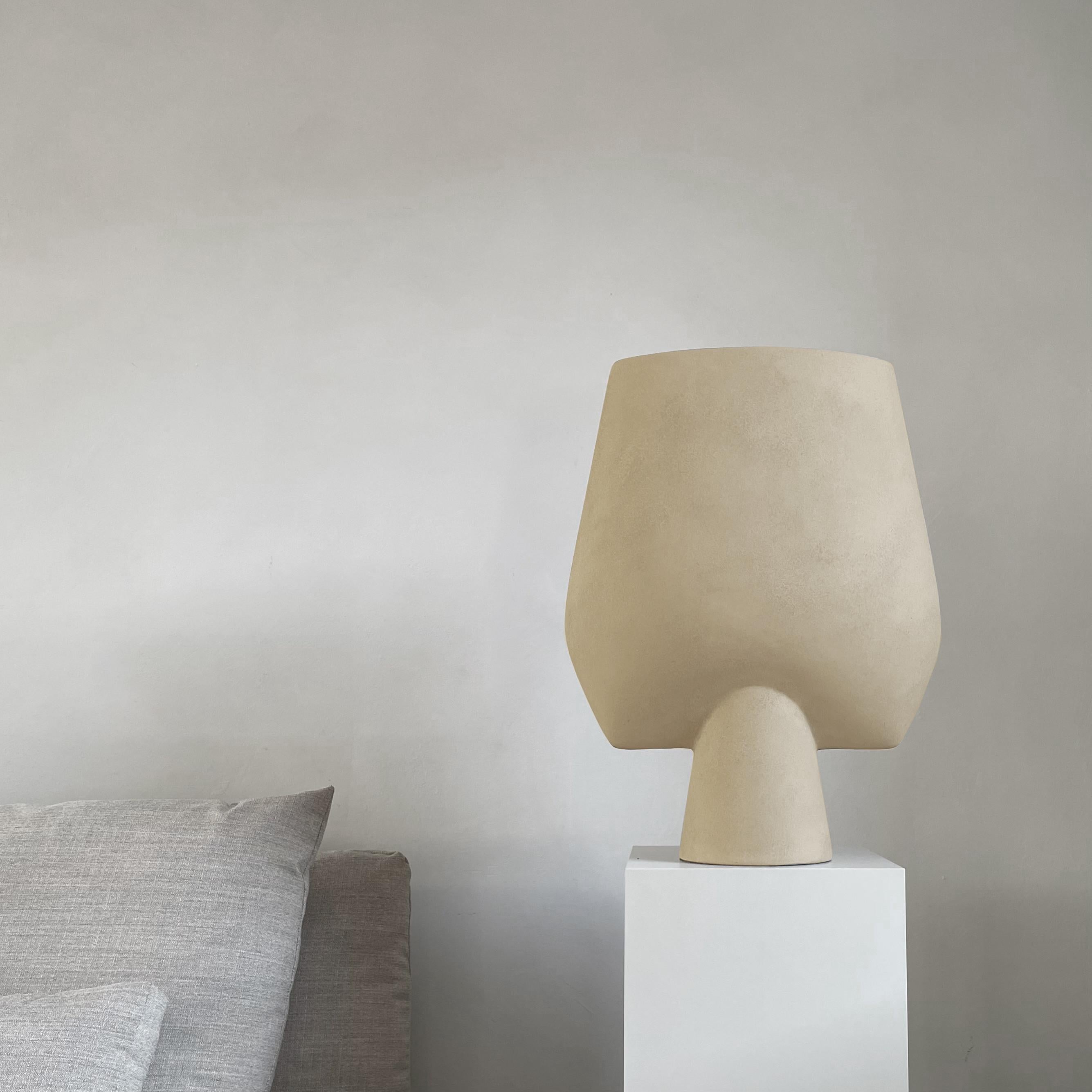 Sechs Sandkugel-Vase von 101 Copenhagen (Moderne) im Angebot