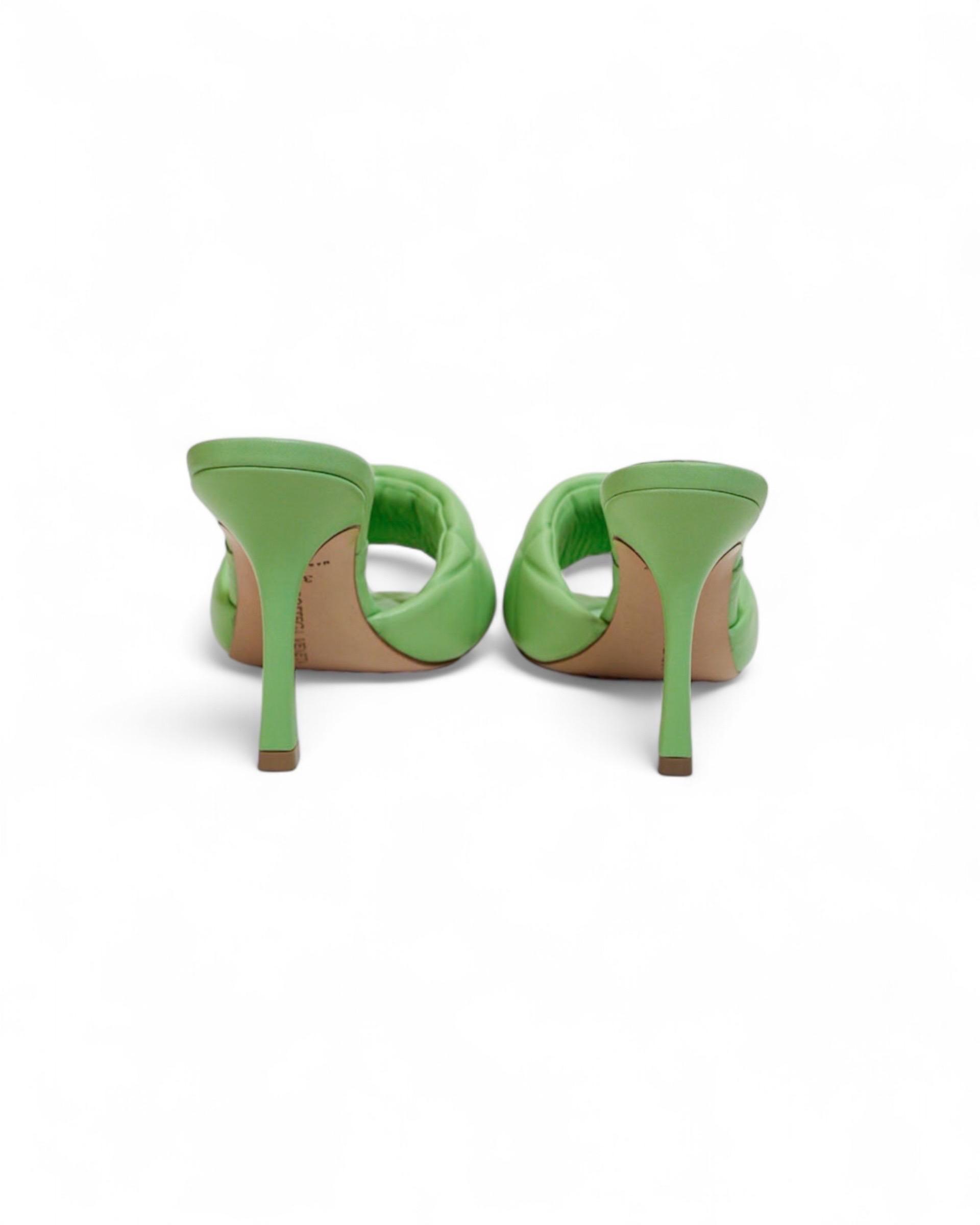 Sandalo Bottega Veneta Padded Verde en vente 1