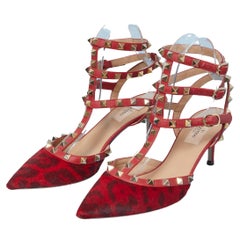 Sandales en fourrure imprimée, cuir et clous VALENTINO Garavani