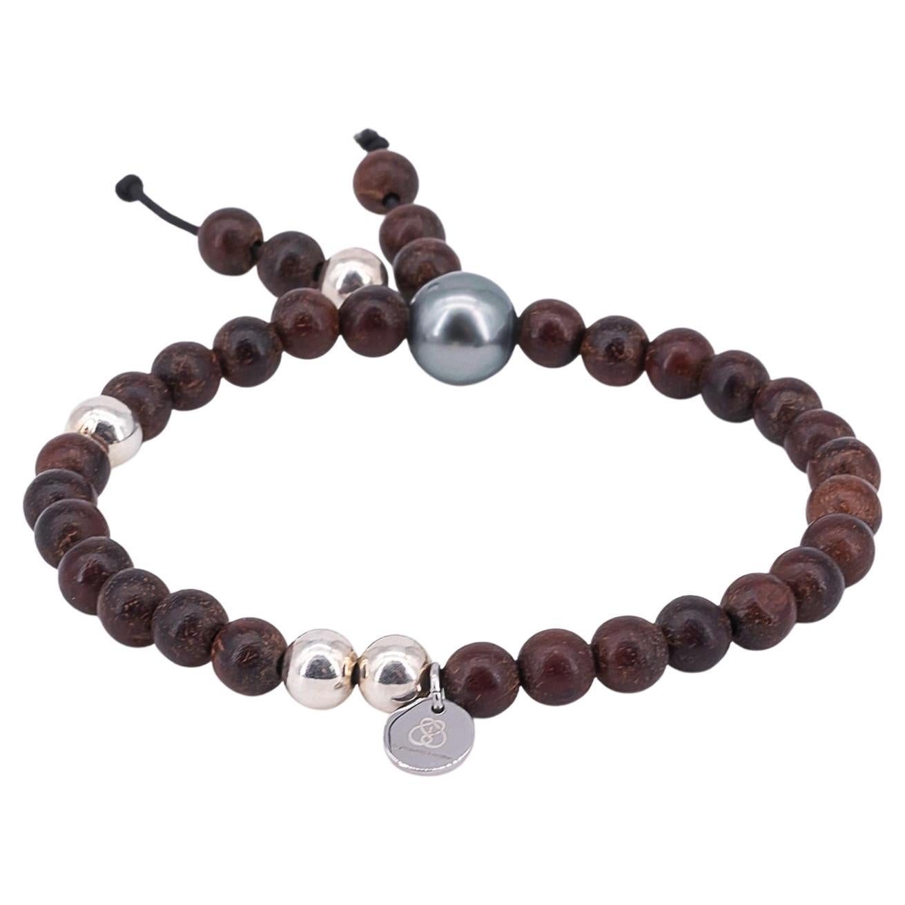Sandalwood beads bracelet with Tahiti pearl and silver bead For Sale