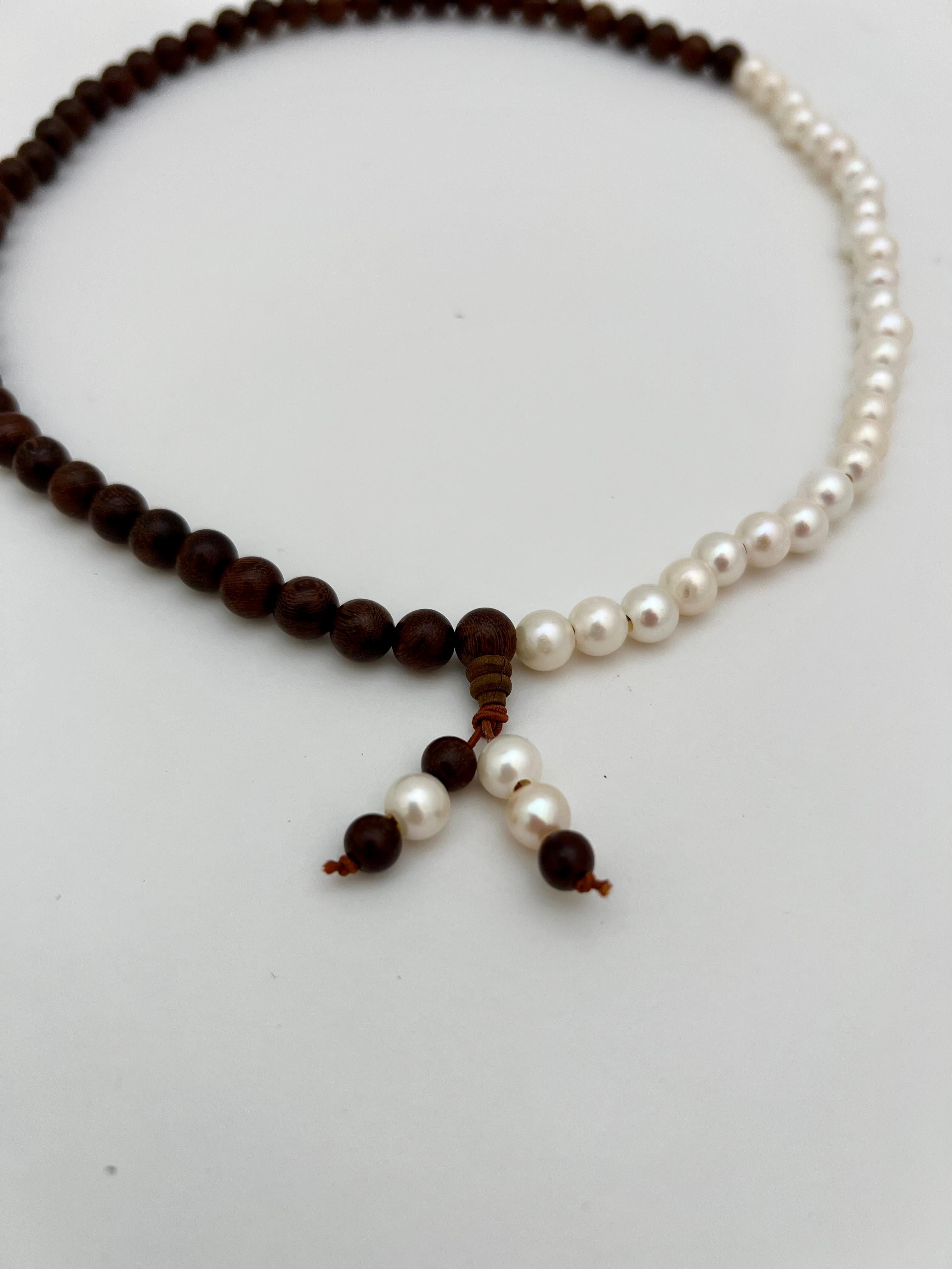 Sandalwood & Freshwater Pearl Buddhist-Inspired Necklace/Bracelet For Sale 2