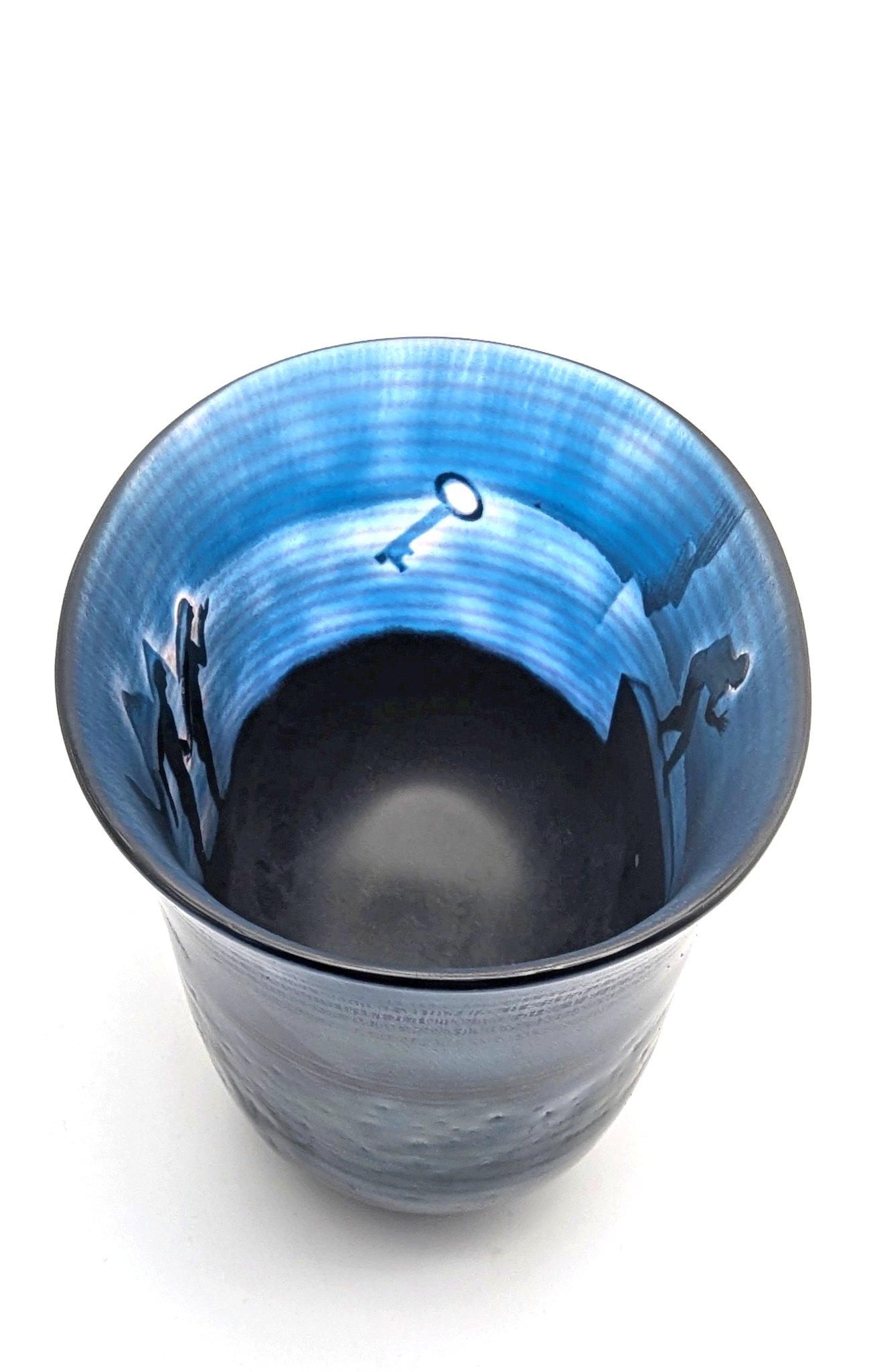Vaso unico Kosta Boda sabbiato di Bertil Vallien, realizzato in Svezia nel 1991 In condizioni buone in vendita a Aachen, DE