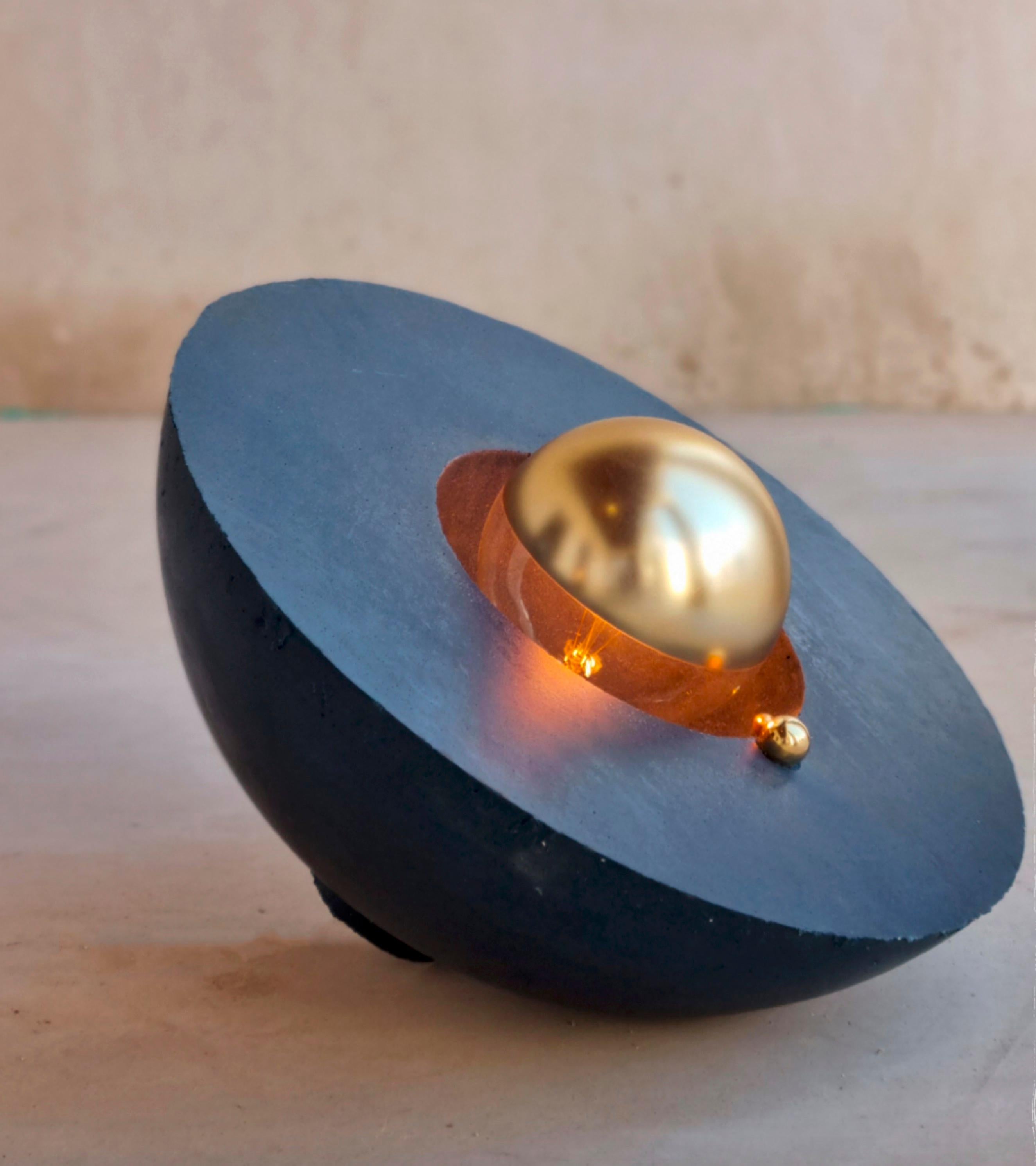 Austernlampe aus Sandguss von Atelier Ruben Van Megen (Postmoderne) im Angebot