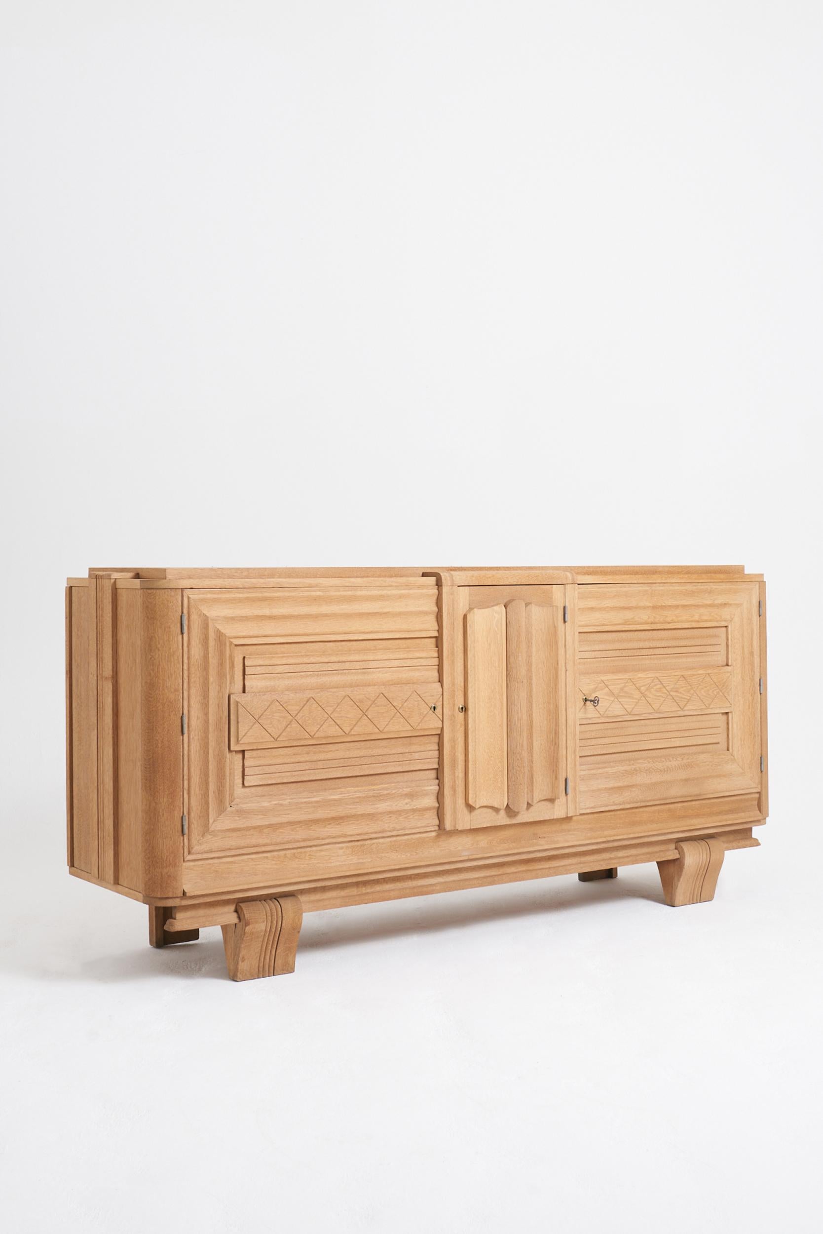 Mid-Century Modern Buffet en Oak Oak poncé des années 1940