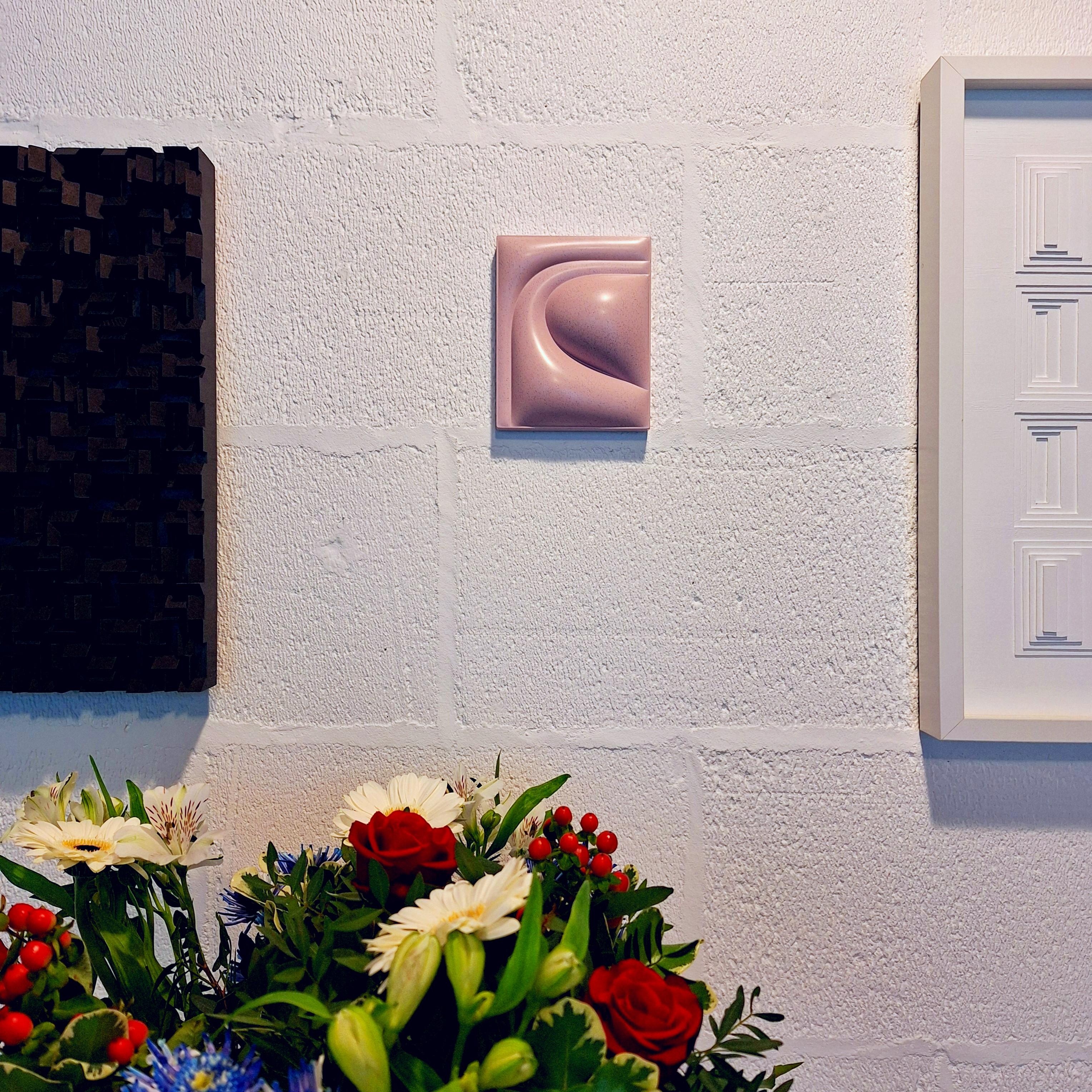 Postal 2442 - pequeño relieve de pintura moderna contemporánea abstracta rosácea - Painting de Sander Martijn Jonker