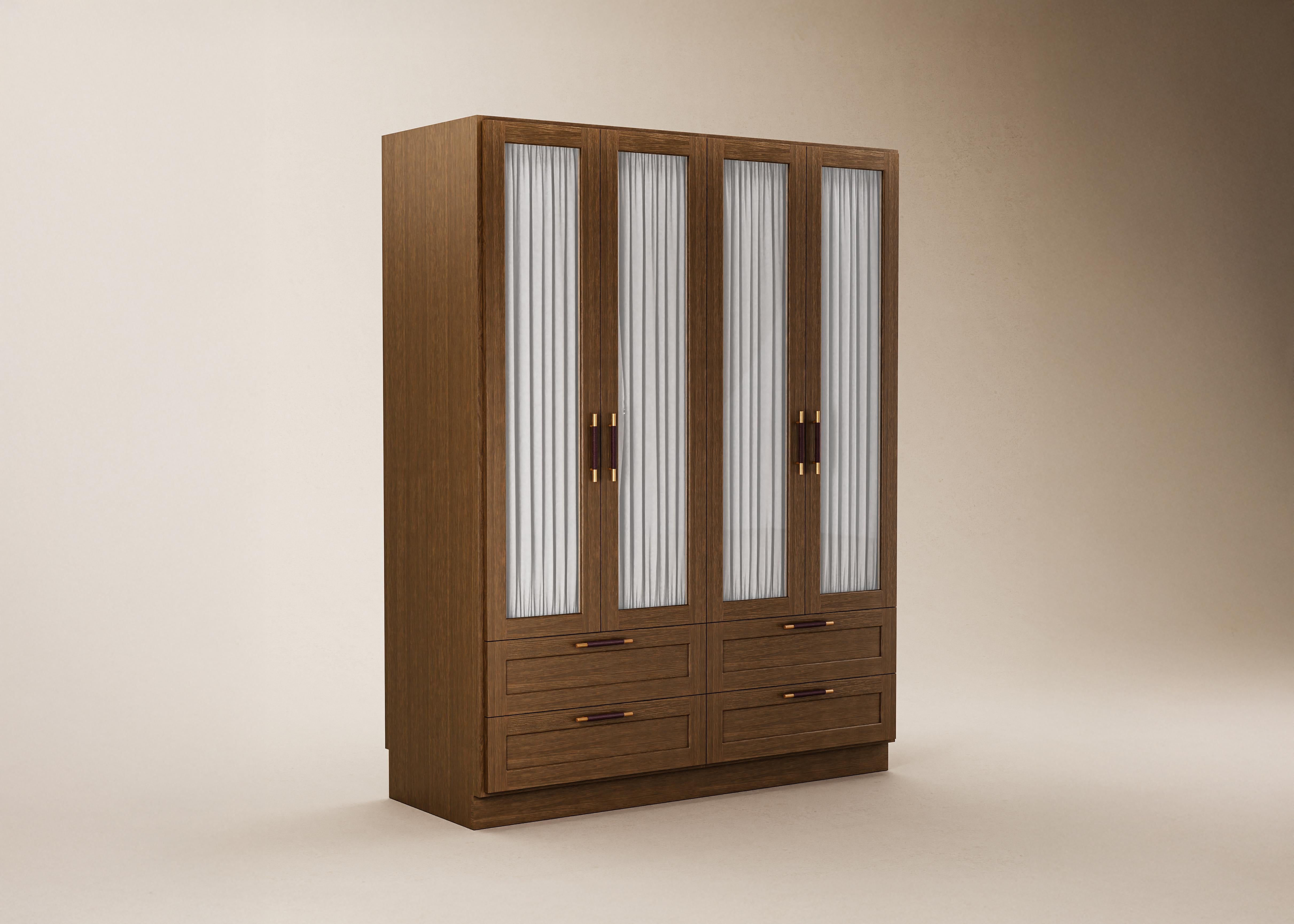 Mid-Century Modern Danish Sanders Wardrobe in Oak, Brass, Leather — Extra Large in vendita 5