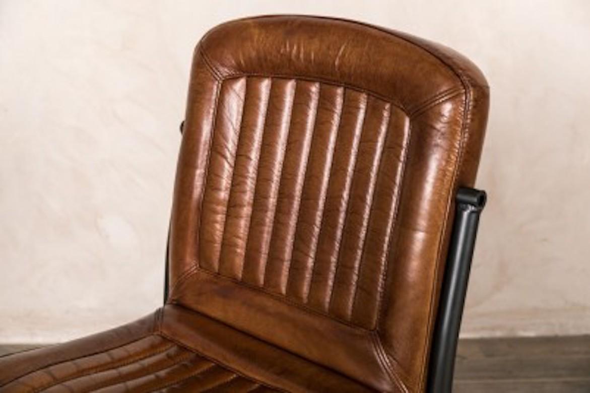 Sandown Leather Dining Chairs, 20th Century For Sale 6