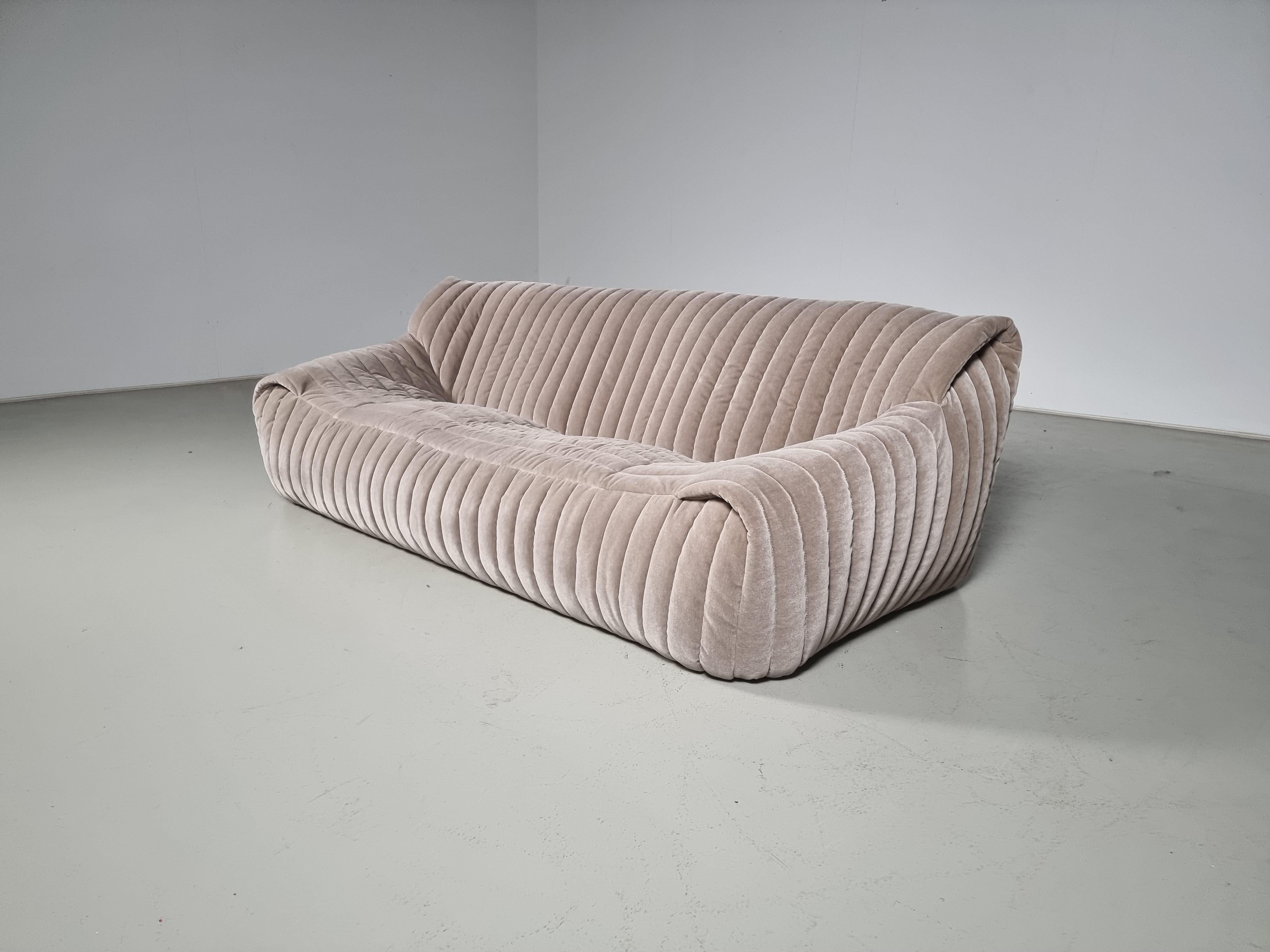 European Sandra 3-seater sofa in mohair velvet by Annie Hiéronimus for Cinna Ligne Roset