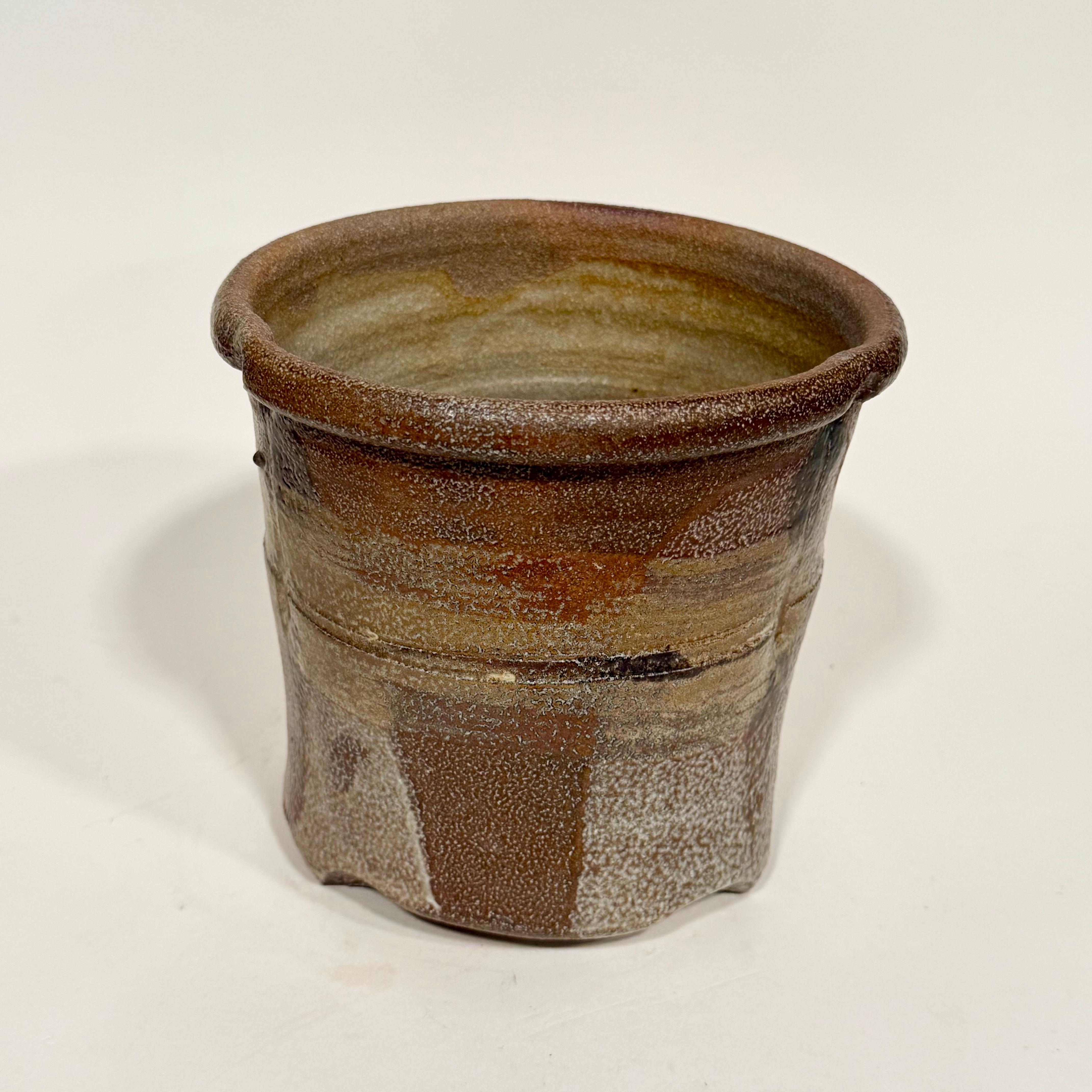 Sandra Johnstone Salt-Fired Altered Small Planter c1970s #1 im Zustand „Gut“ im Angebot in Oakland, CA