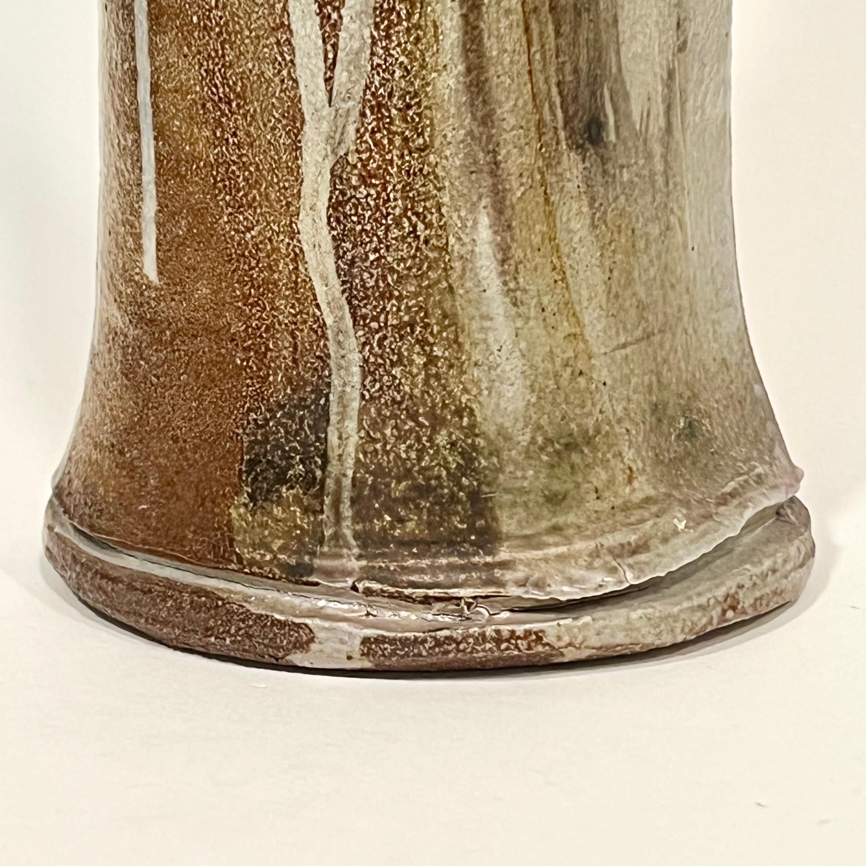 Fine XX secolo Sandra Johnstone Vaso alto astratto in gres c1970s California in vendita
