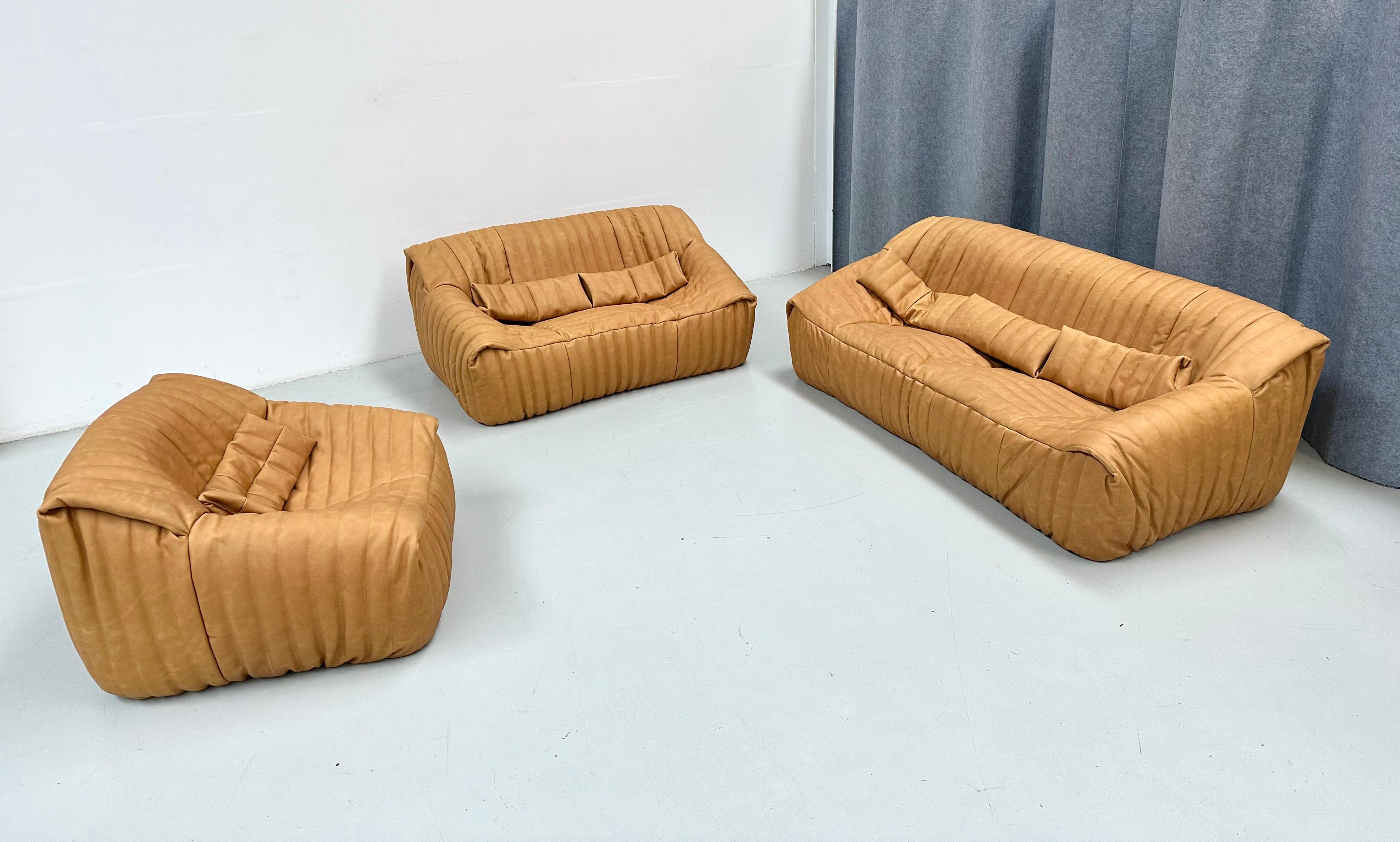 Sandra Living Room Set in Camel Leather by A. Hieronimus for Cinna Ligne Roset. For Sale 4