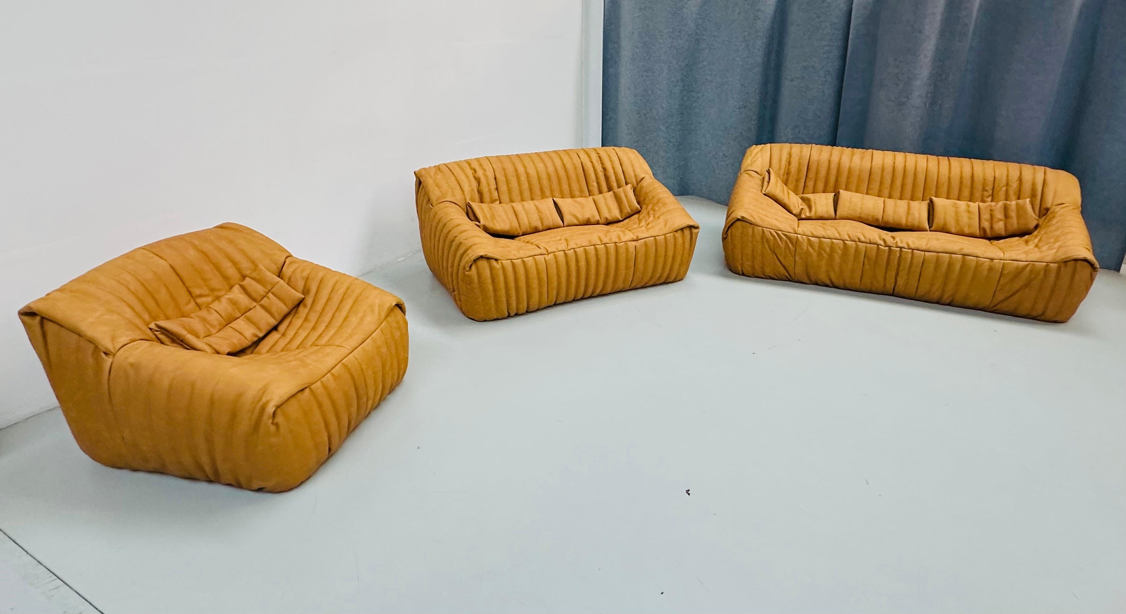Sandra Living Room Set in Camel Leather by A. Hieronimus for Cinna Ligne Roset. For Sale 12