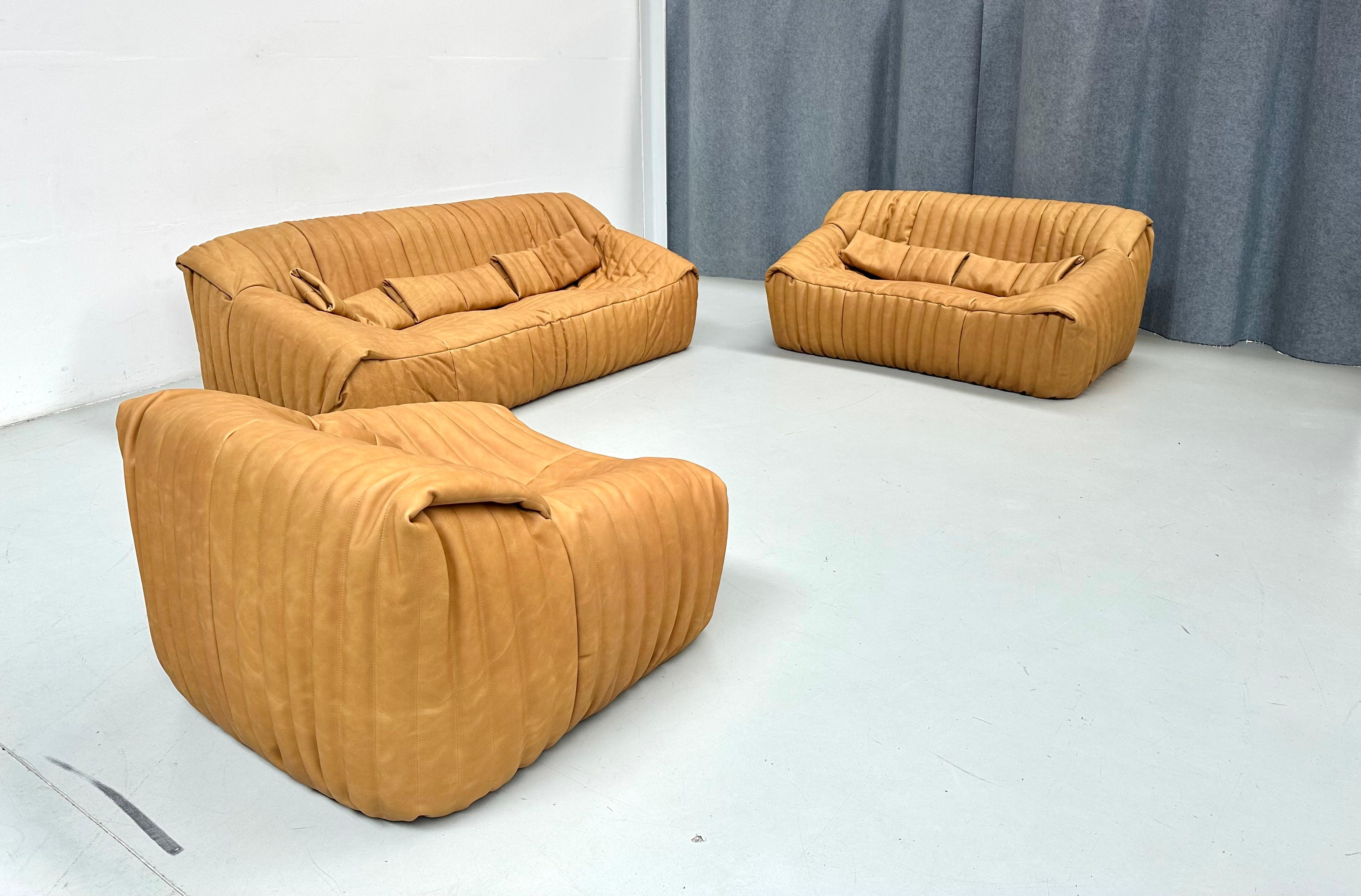Late 20th Century Sandra Living Room Set in Camel Leather by A. Hieronimus for Cinna Ligne Roset. For Sale